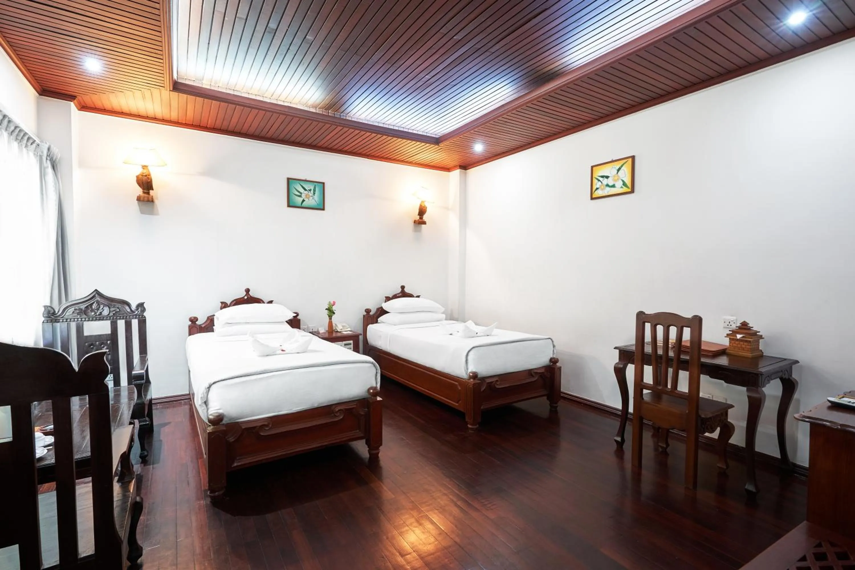 Bed in KMA NAYPYITAW Hotel