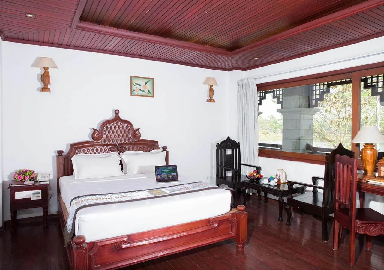 Bedroom in KMA NAYPYITAW Hotel