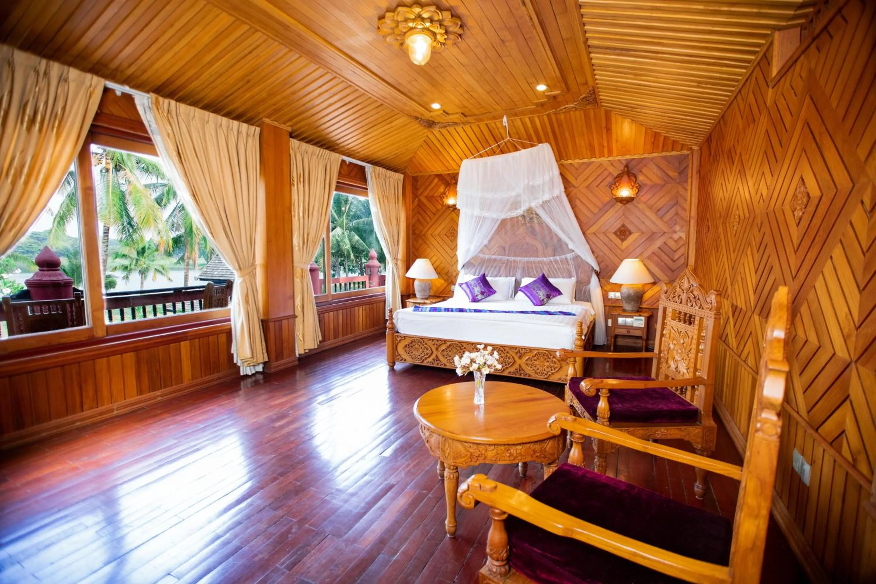 Seating area in KMA Kaytumadi Hotel