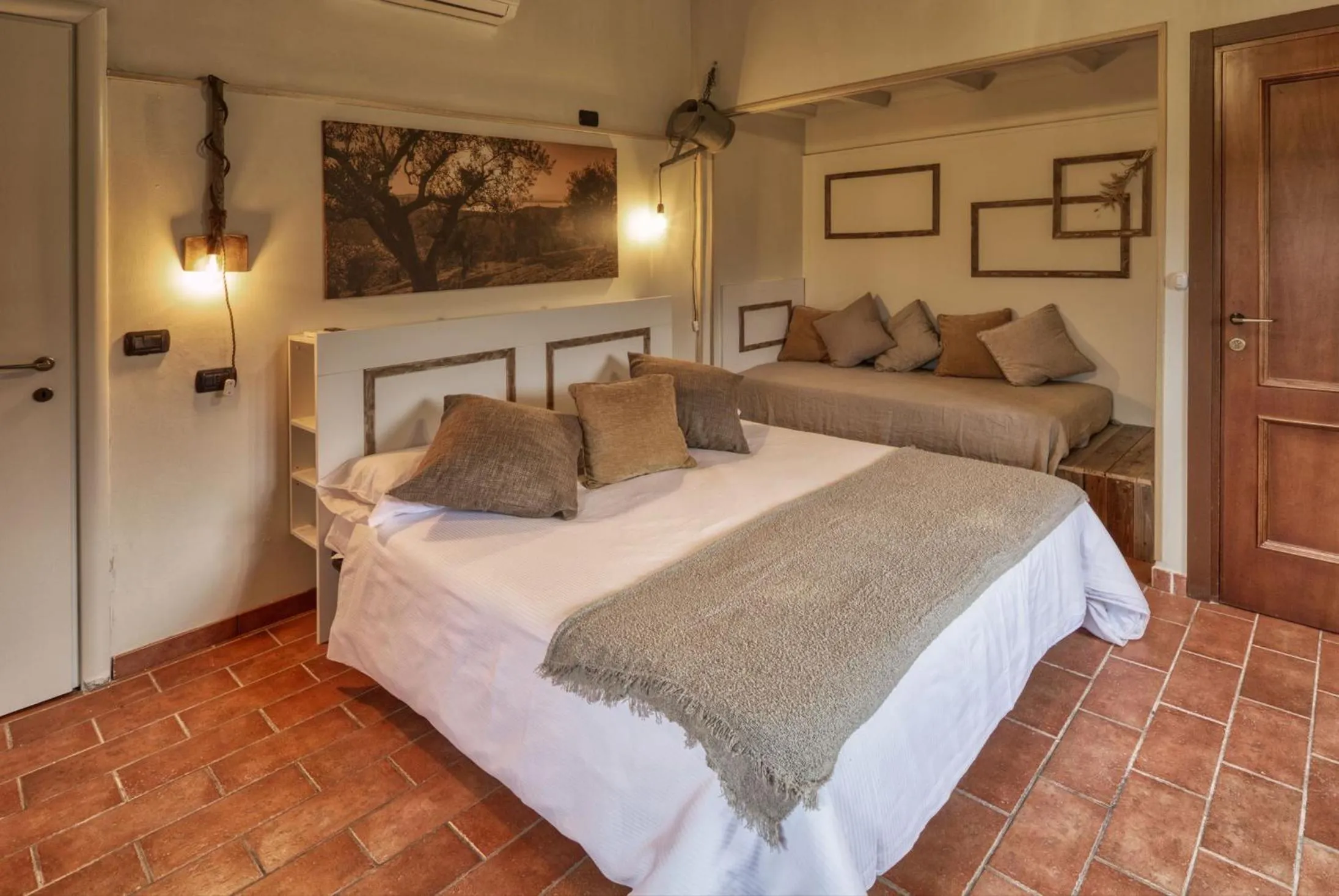 Photo of the whole room, Bed in La Casa Di Campagna