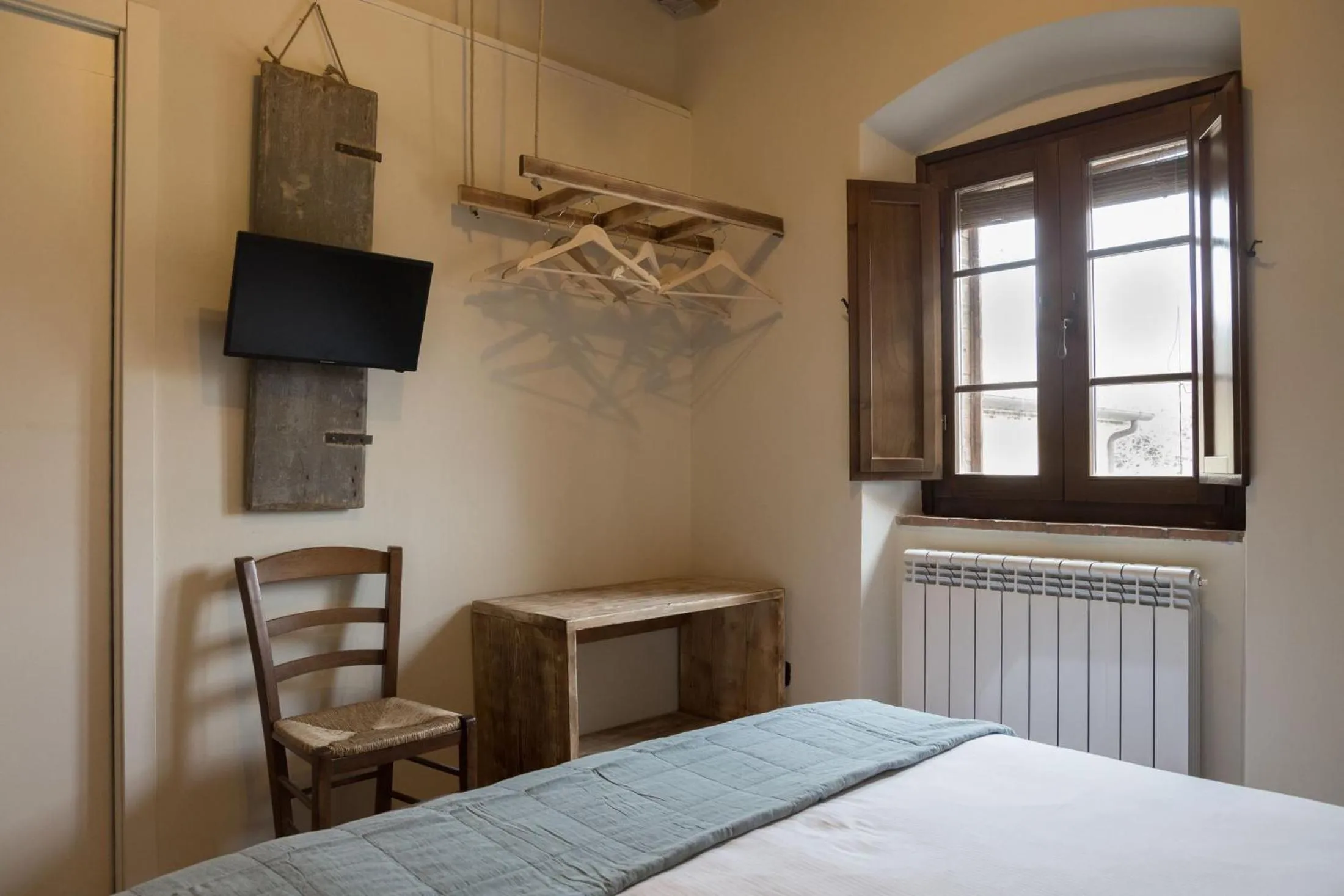 Photo of the whole room, Bed in La Casa Di Campagna