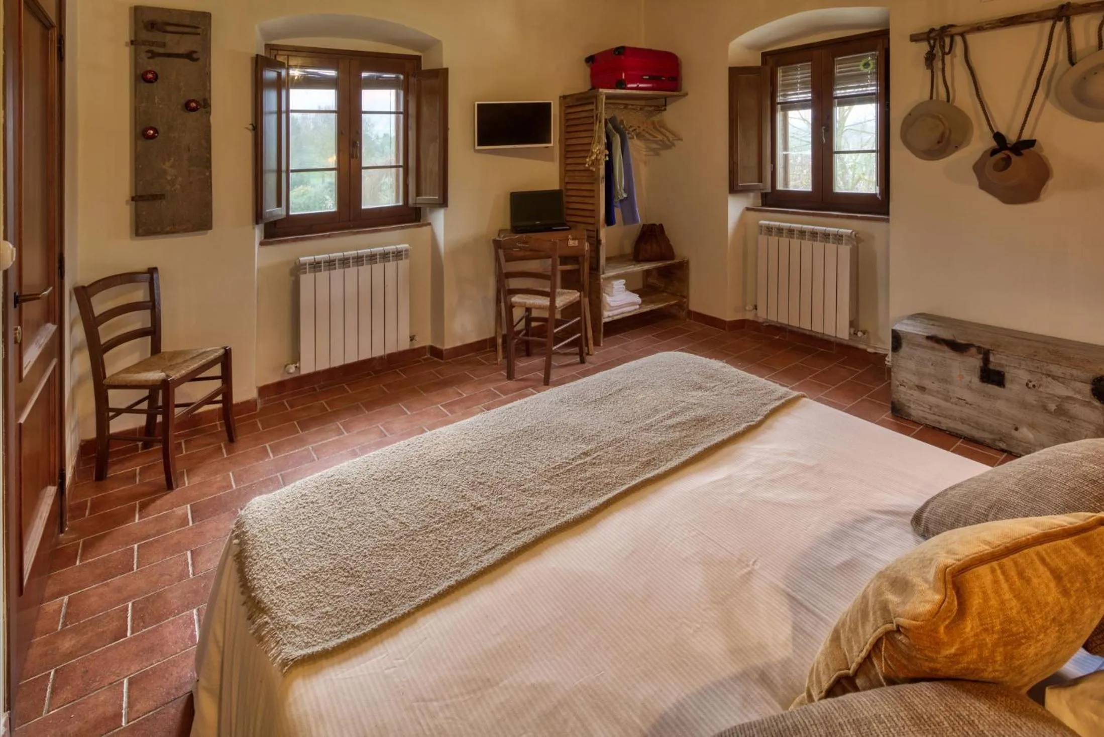 Photo of the whole room, Bed in La Casa Di Campagna