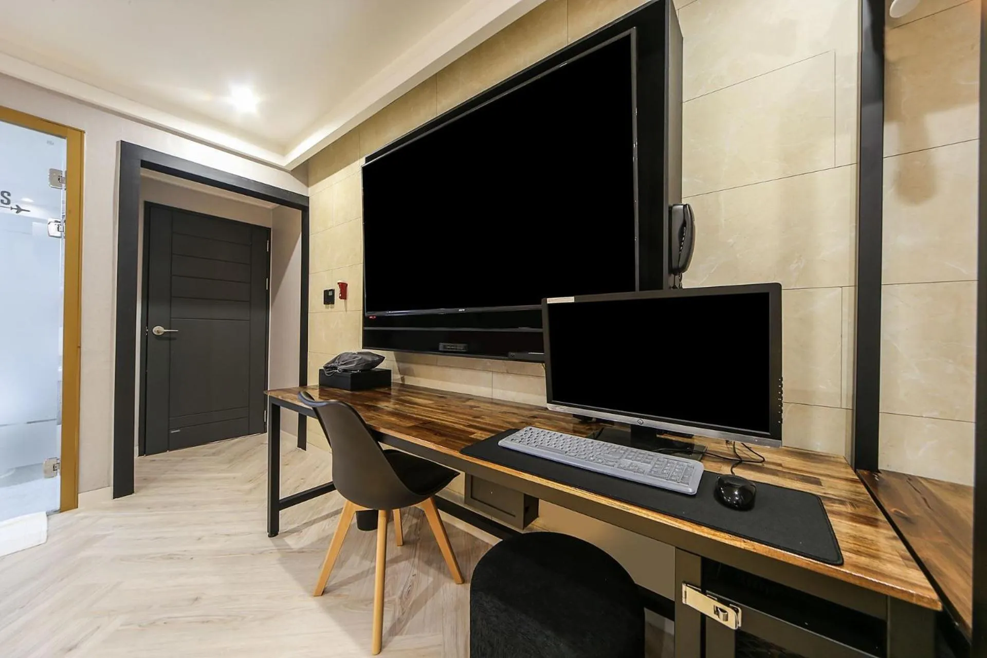 Masan First Class Hotel