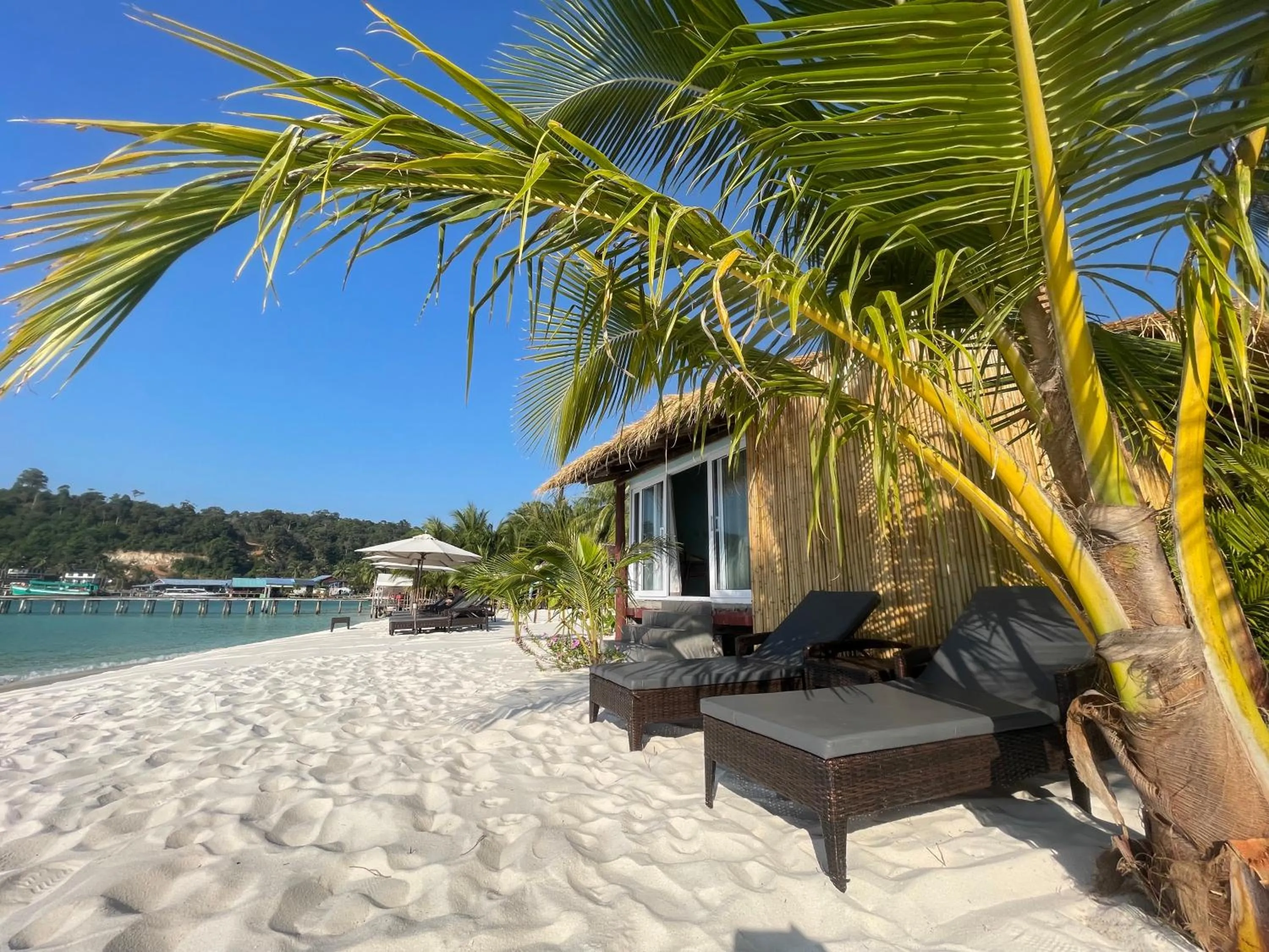 WHITE SAND ARK RESORT