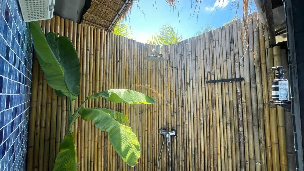 WHITE SAND ARK RESORT