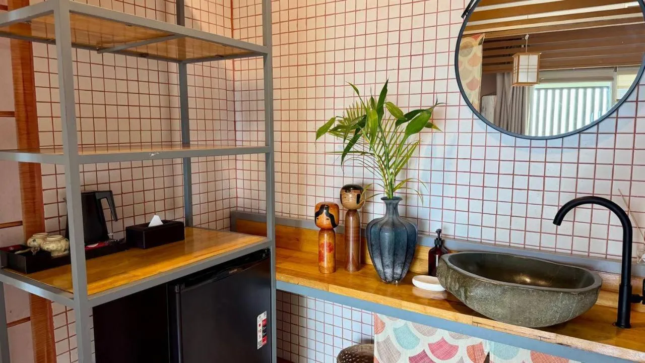 WHITE SAND ARK RESORT