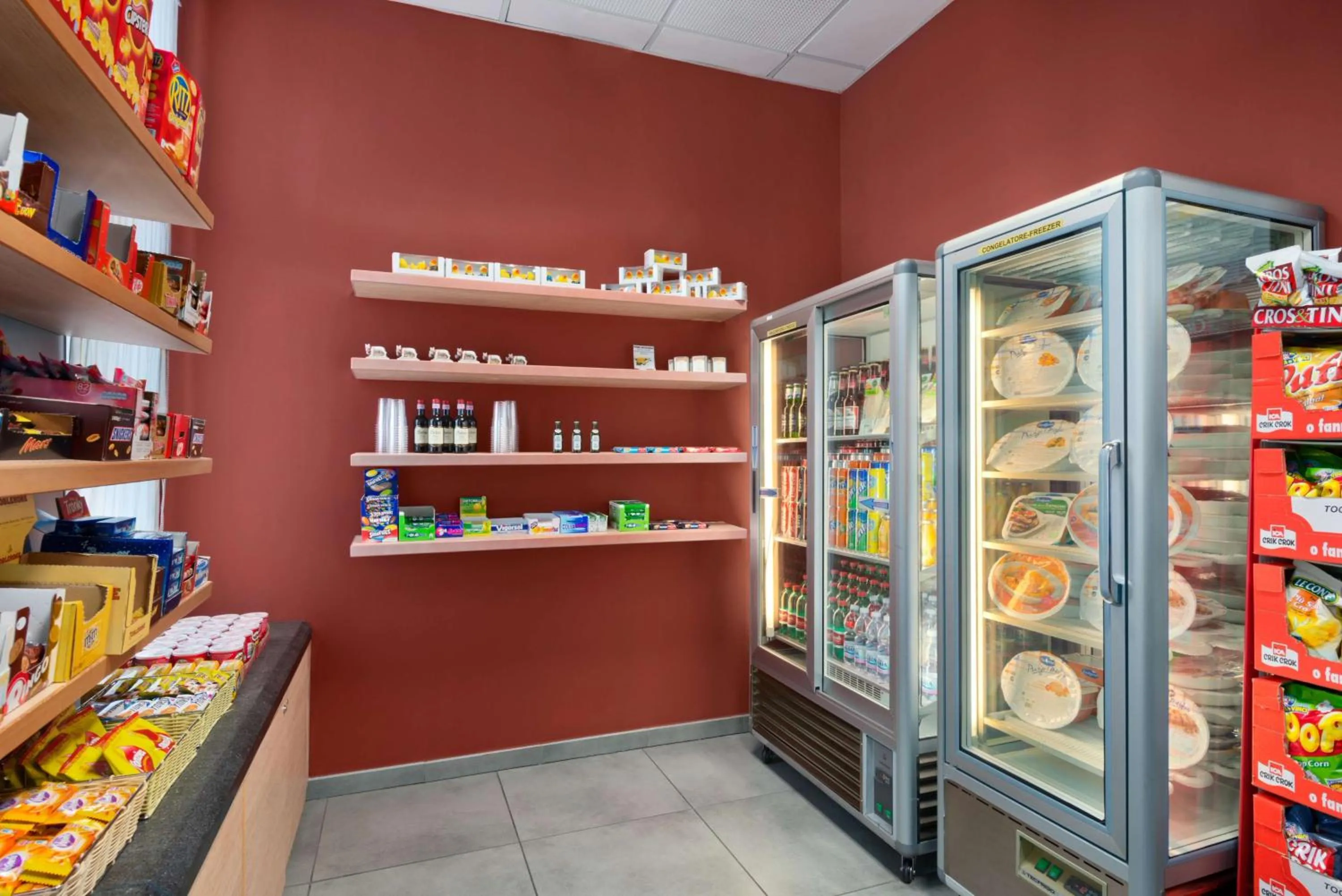 Restaurant/places to eat in Hilton Garden Inn Rome Airport