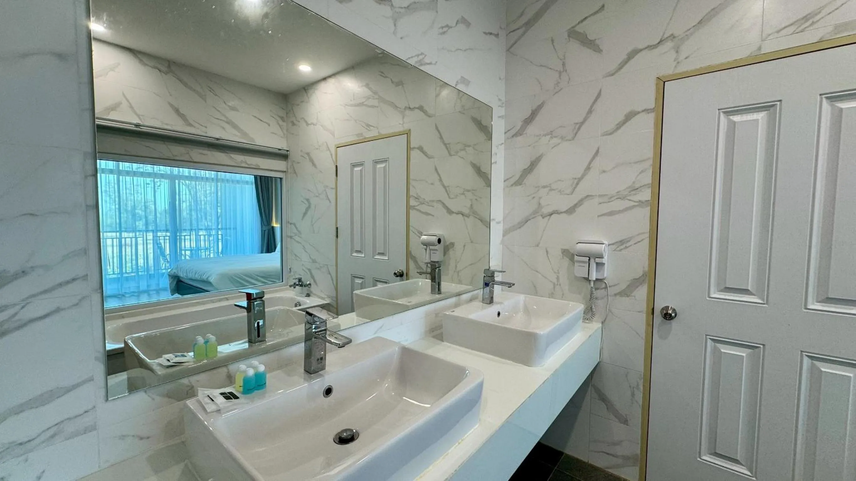 Bathroom in Baan Suan Khun Ta and Golf Resort