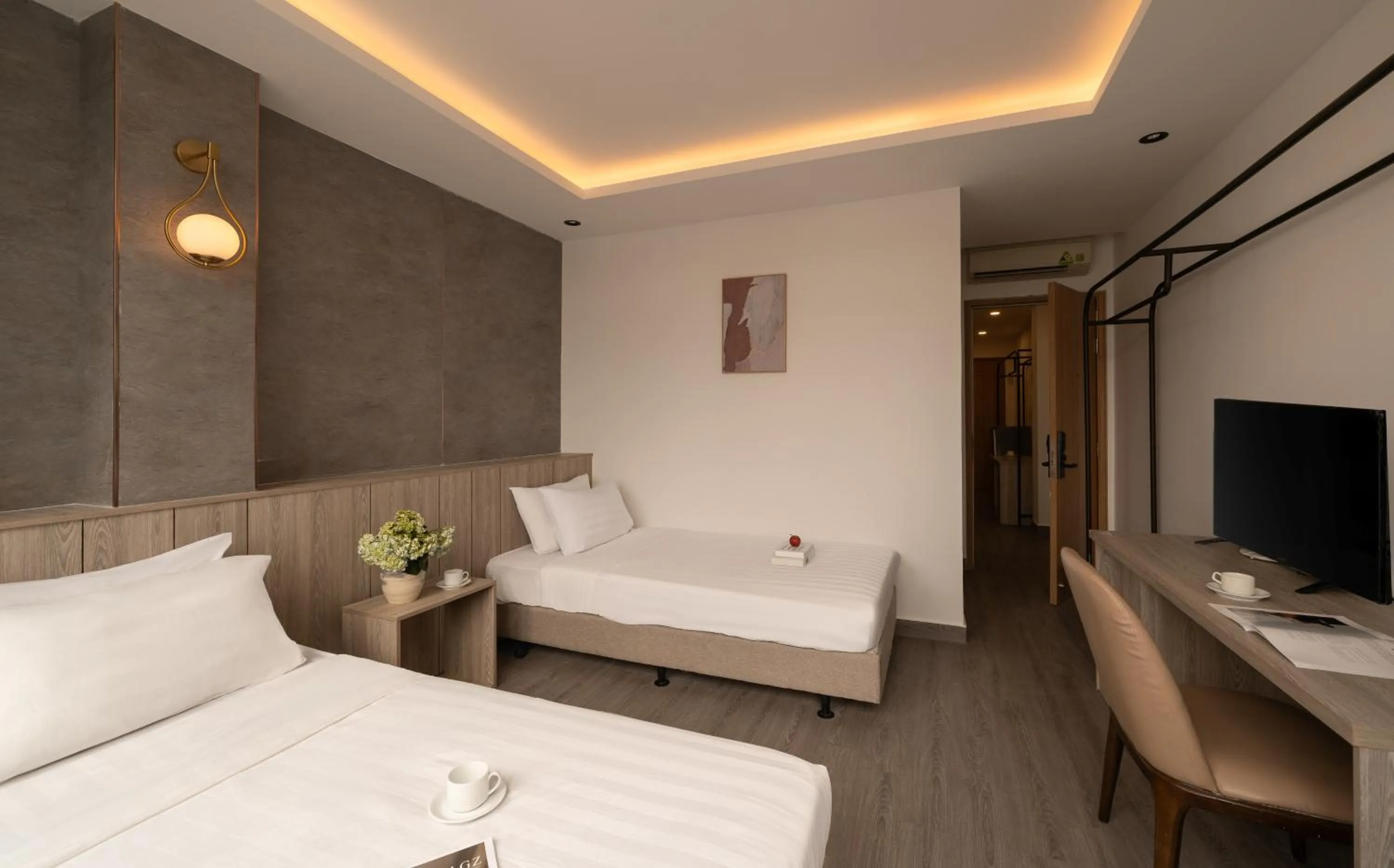 Bed in The Cozy Inn Hotel Ho Chi Minh