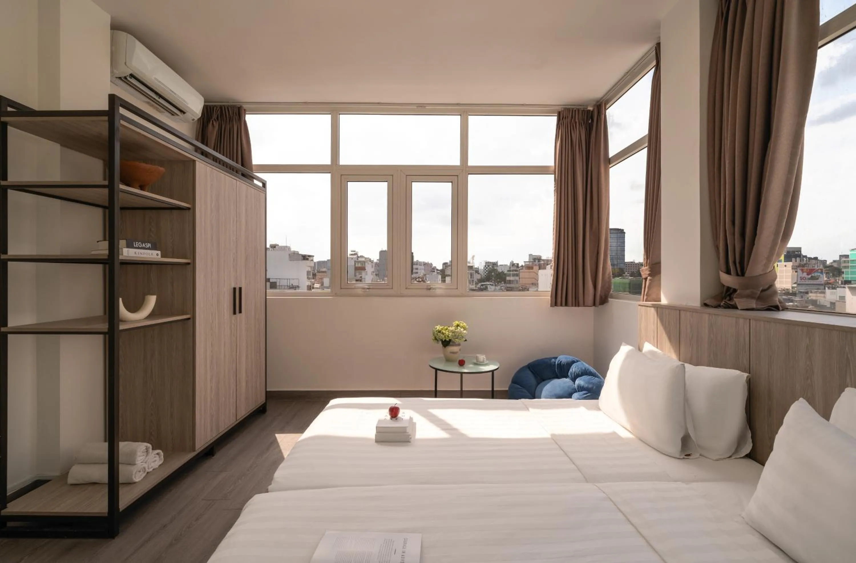 Bed in The Cozy Inn Hotel Ho Chi Minh