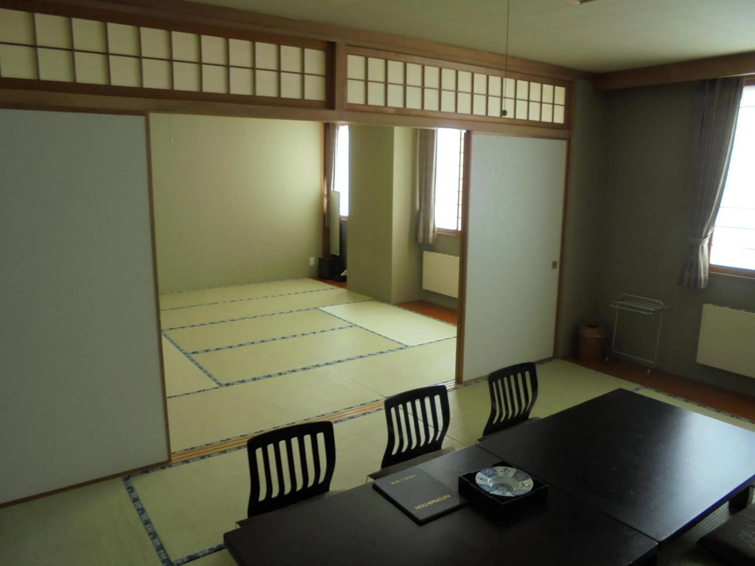 Photo of the whole room, Bed in Mount View Hotel