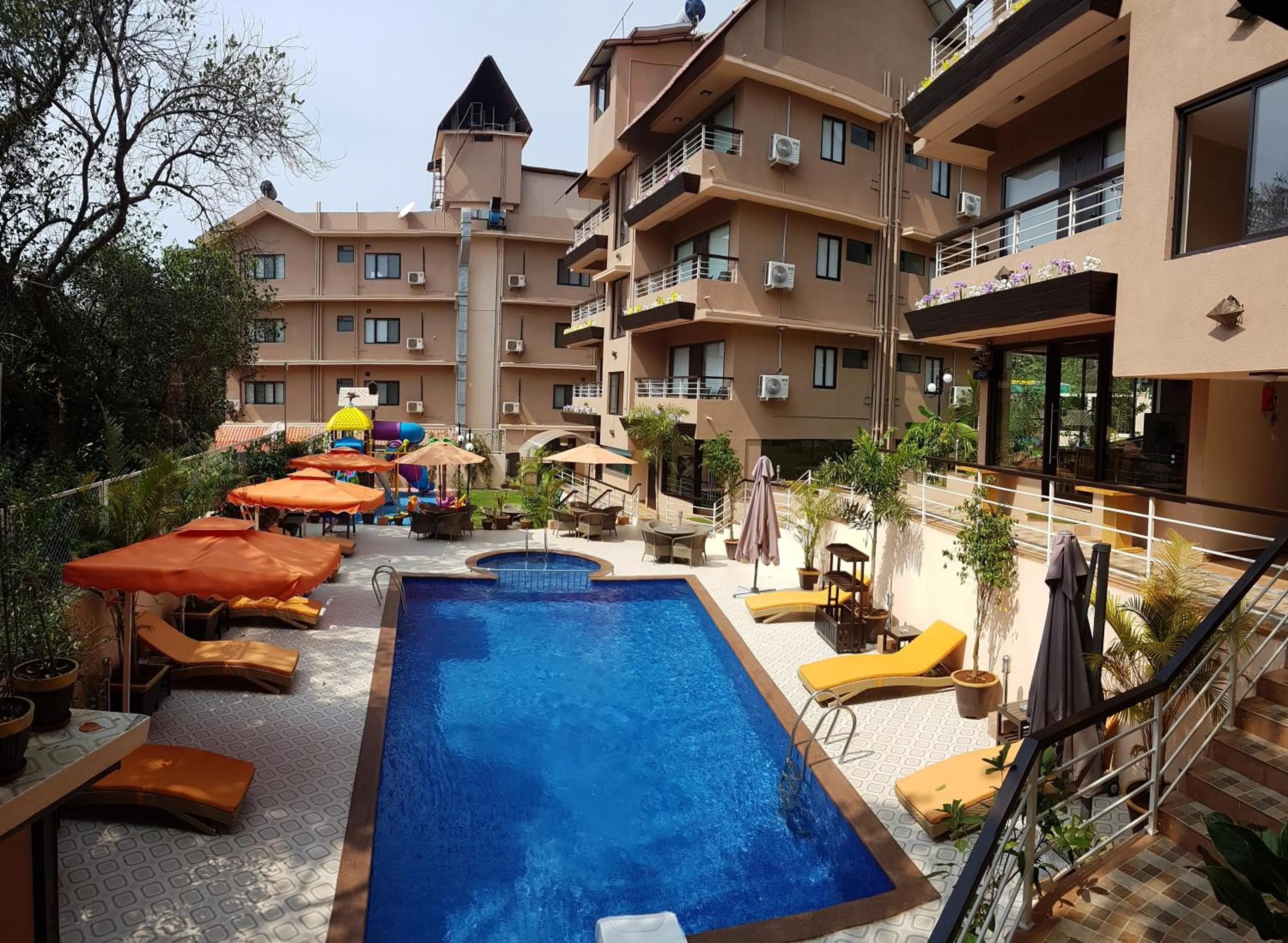 Swimming pool in La Sunila suites Baga by WSI