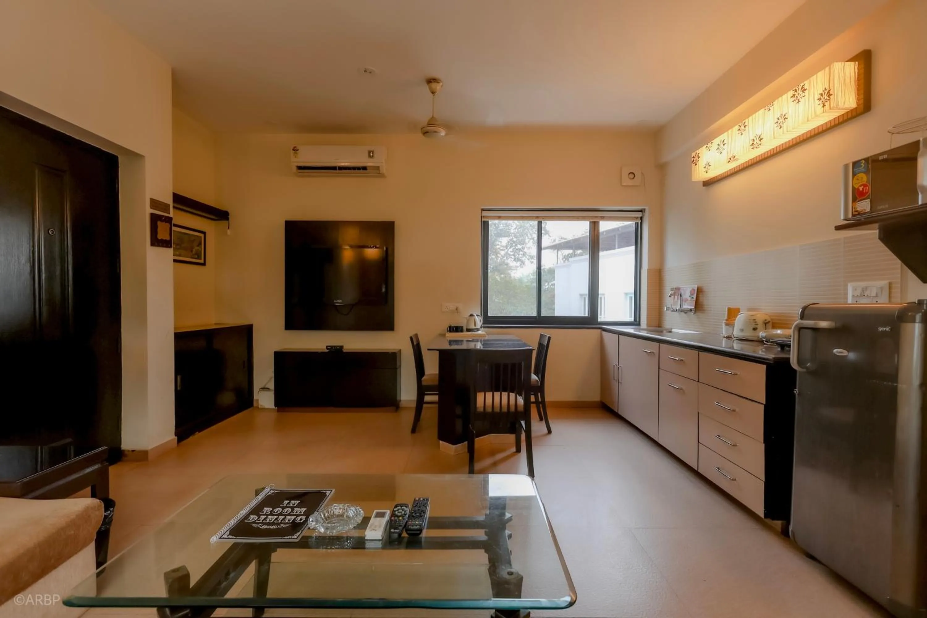 Living room in La Sunila suites Baga by WSI