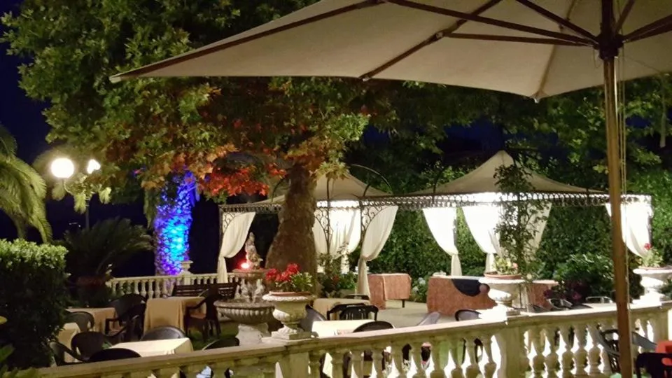 Hotel Lido - Beach and Palace