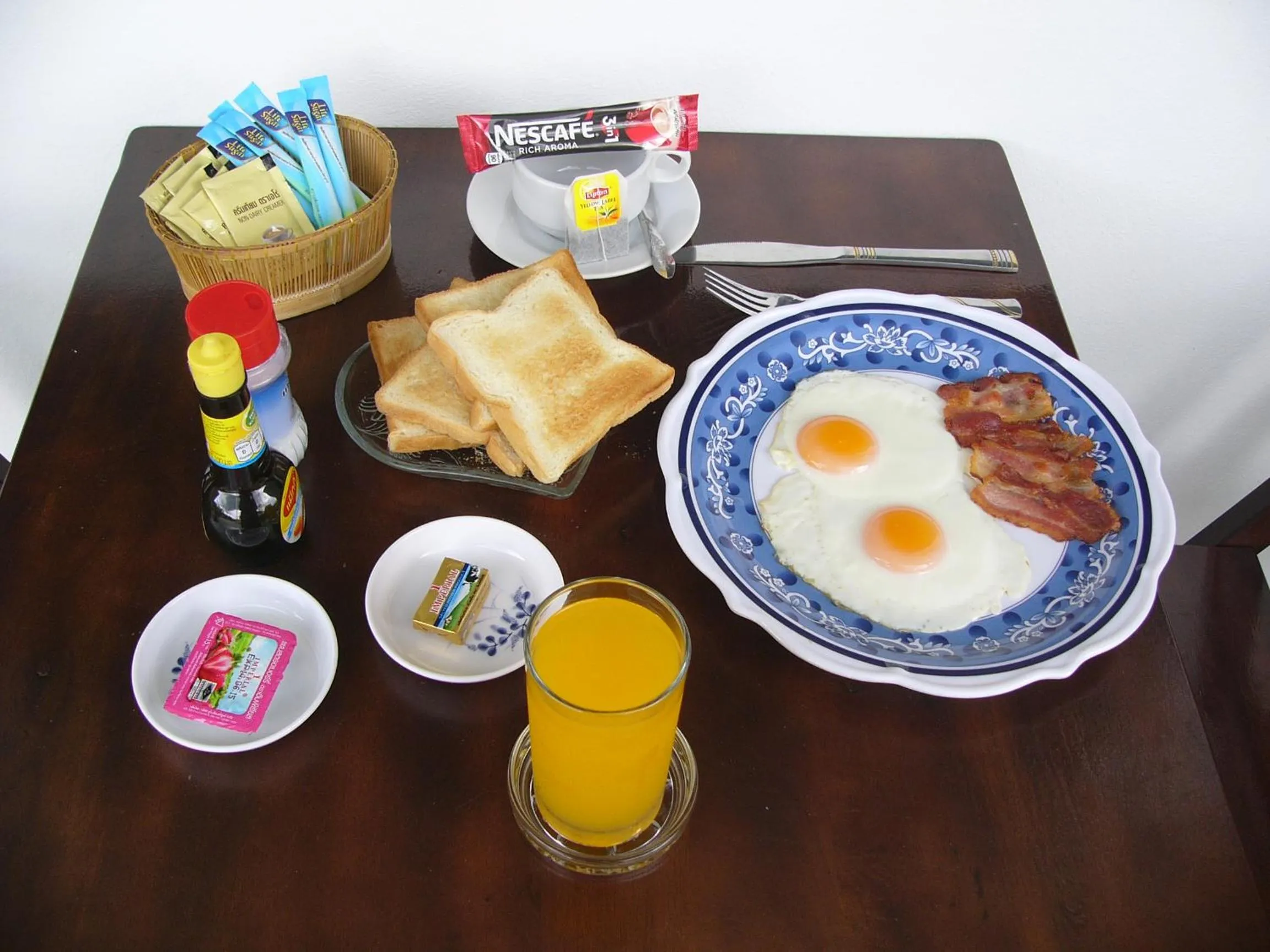 American breakfast in Kevin Resort