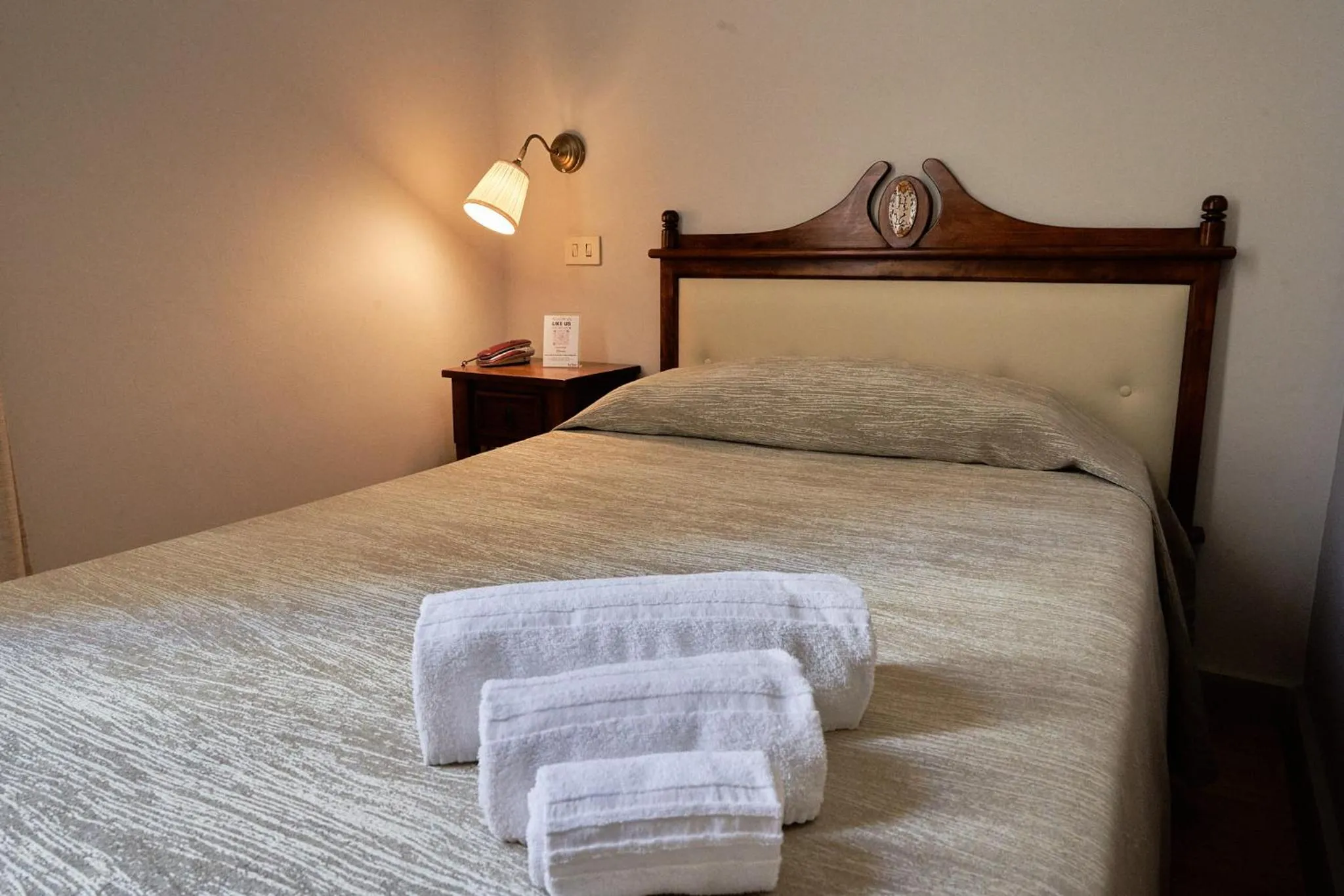 Bed in La Collegiata Guest House