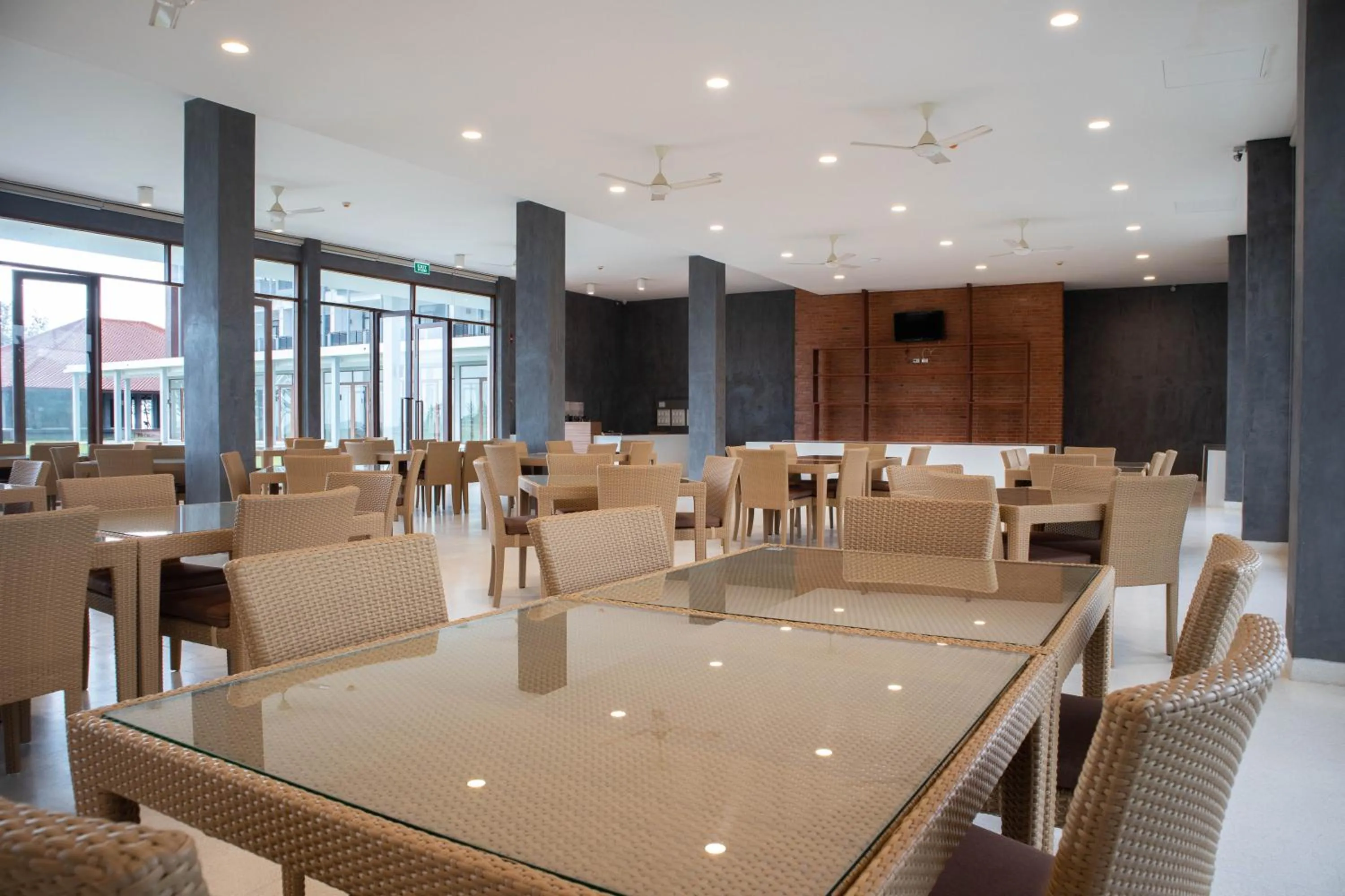 Restaurant/places to eat in Sea Sand Sun Hua Hin by JC Kevin Hotel & Resort