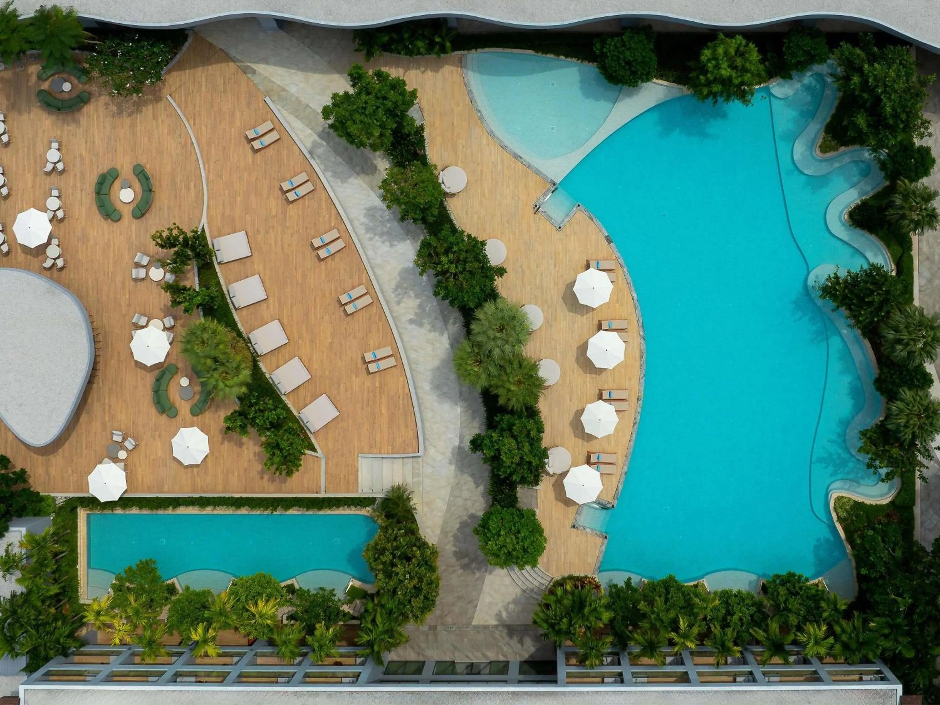 Pool view in Mercure Rayong Lomtalay Villas & Resort