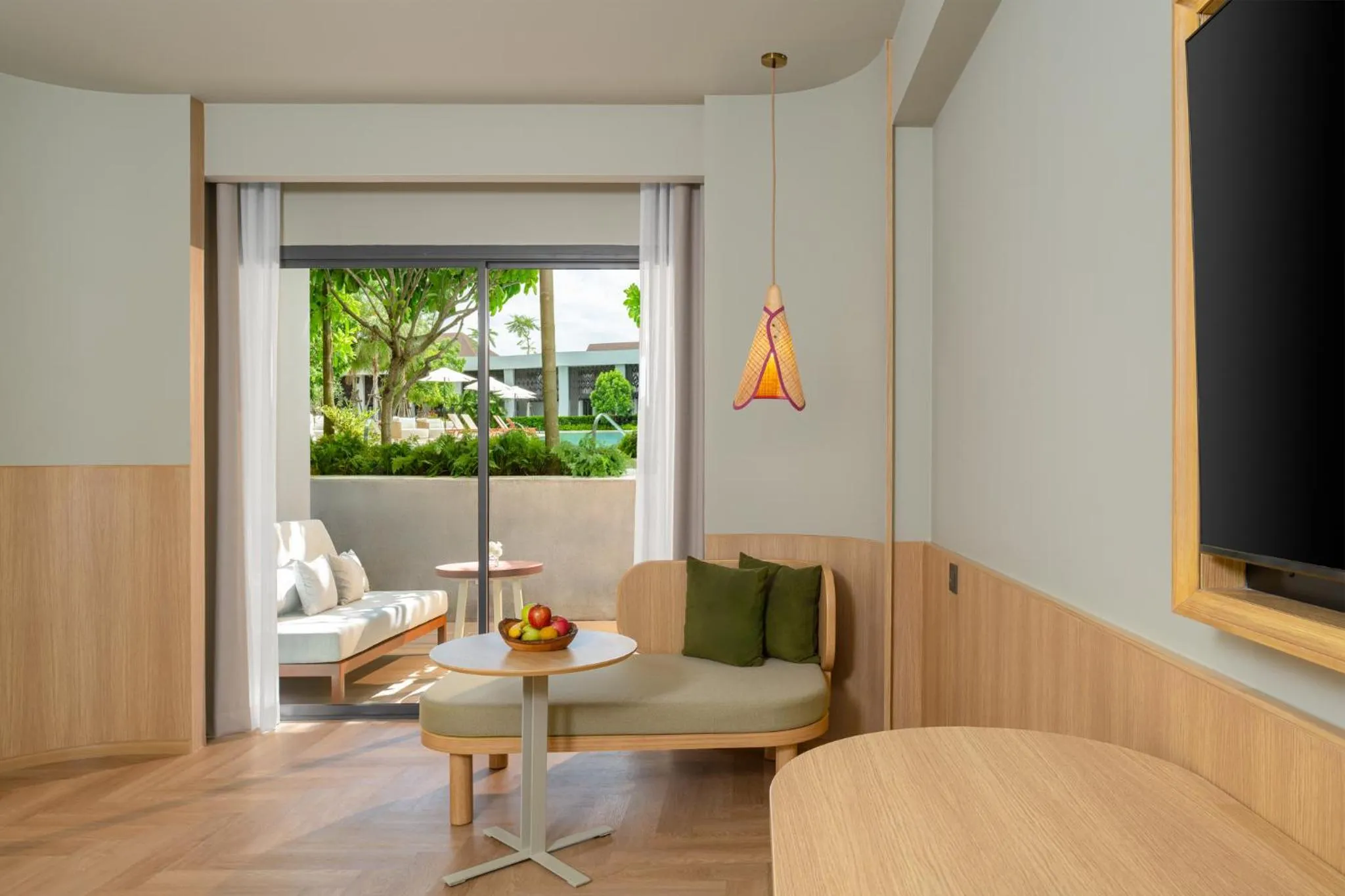 Living room in Mercure Rayong Lomtalay Villas & Resort