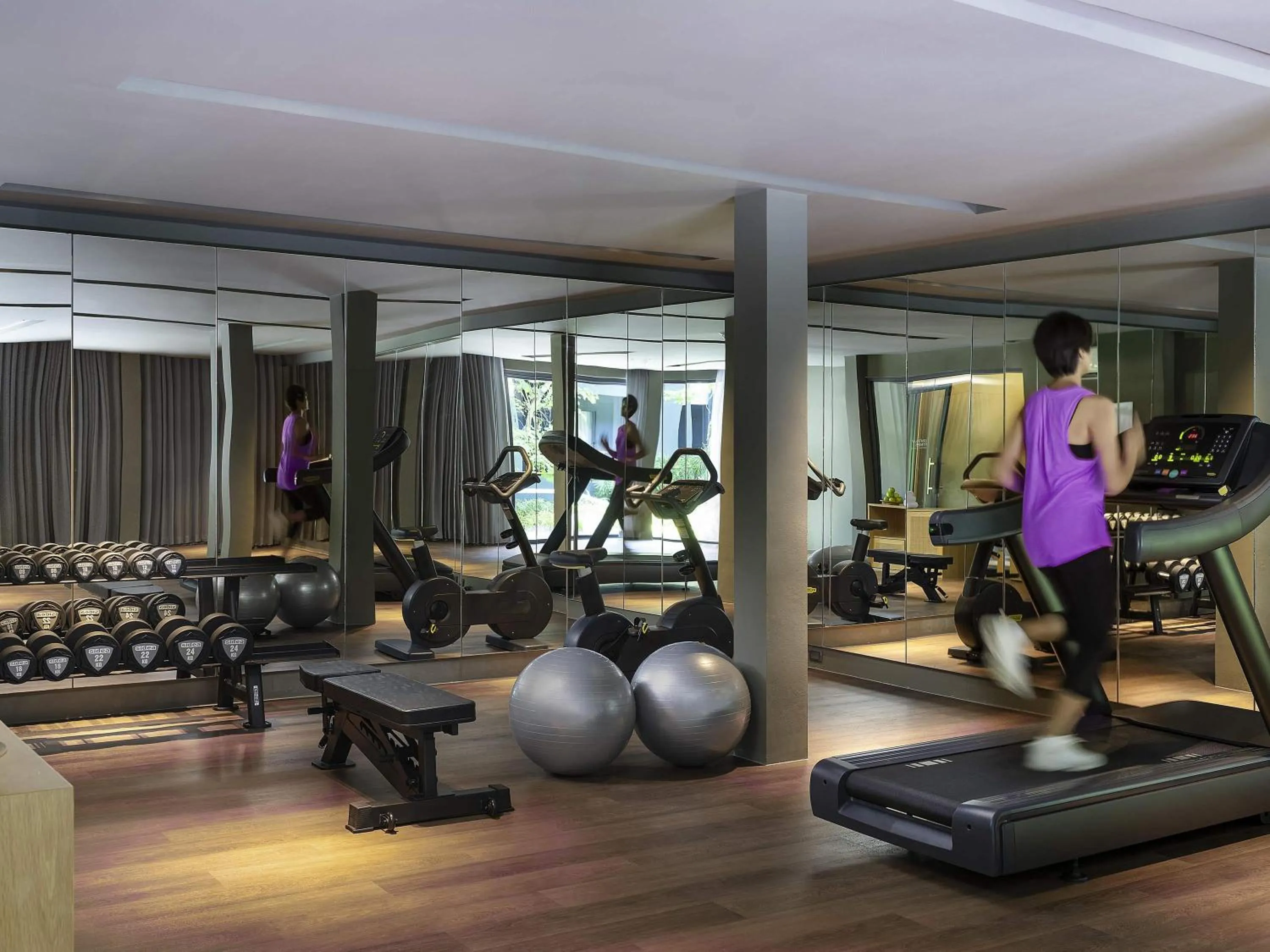 Fitness centre/facilities in Mercure Rayong Lomtalay Villas & Resort