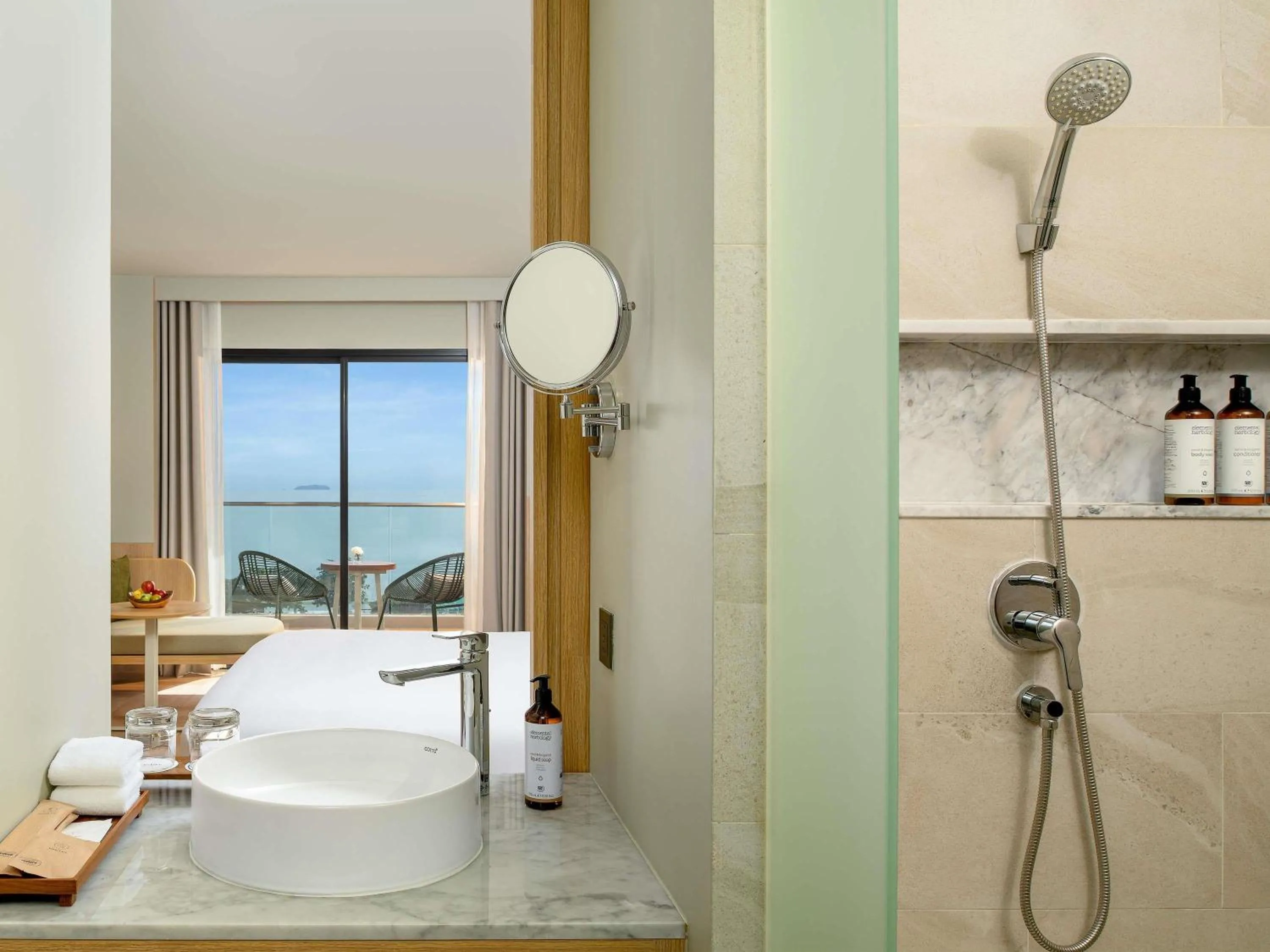 Bedroom in Mercure Rayong Lomtalay Villas & Resort