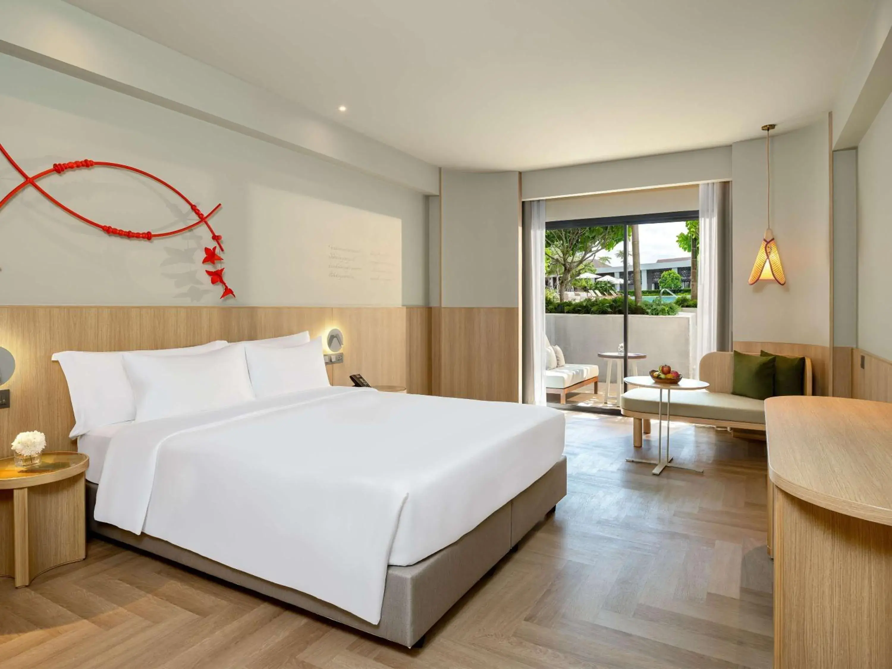Superior Double Room with Pool Access in Mercure Rayong Lomtalay Villas & Resort Superior Double Room with Pool Access in Mercure Rayong Lomtalay Villas & Resort