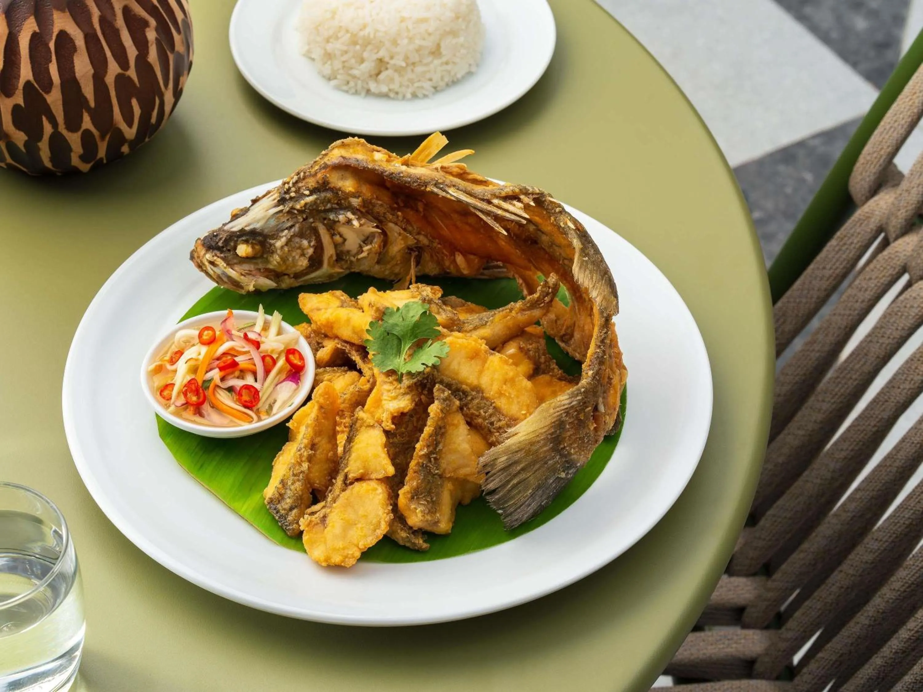 Restaurant/places to eat in Mercure Rayong Lomtalay Villas & Resort