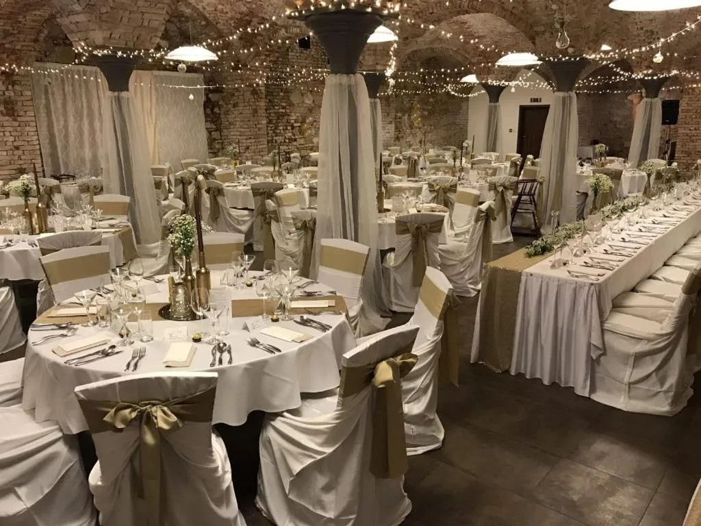wedding in Hotel Sladovna