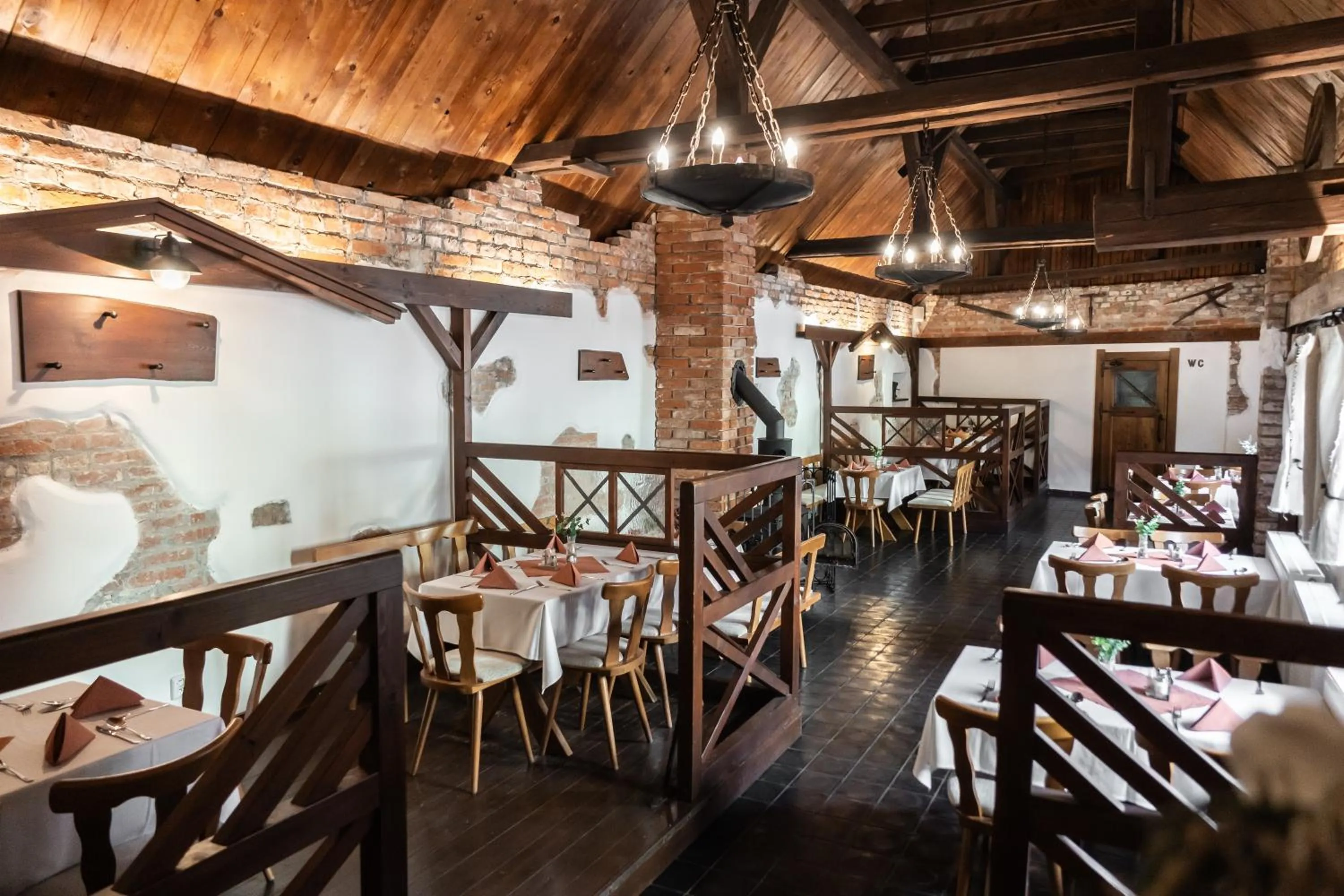 Restaurant/places to eat in Hotel Sladovna