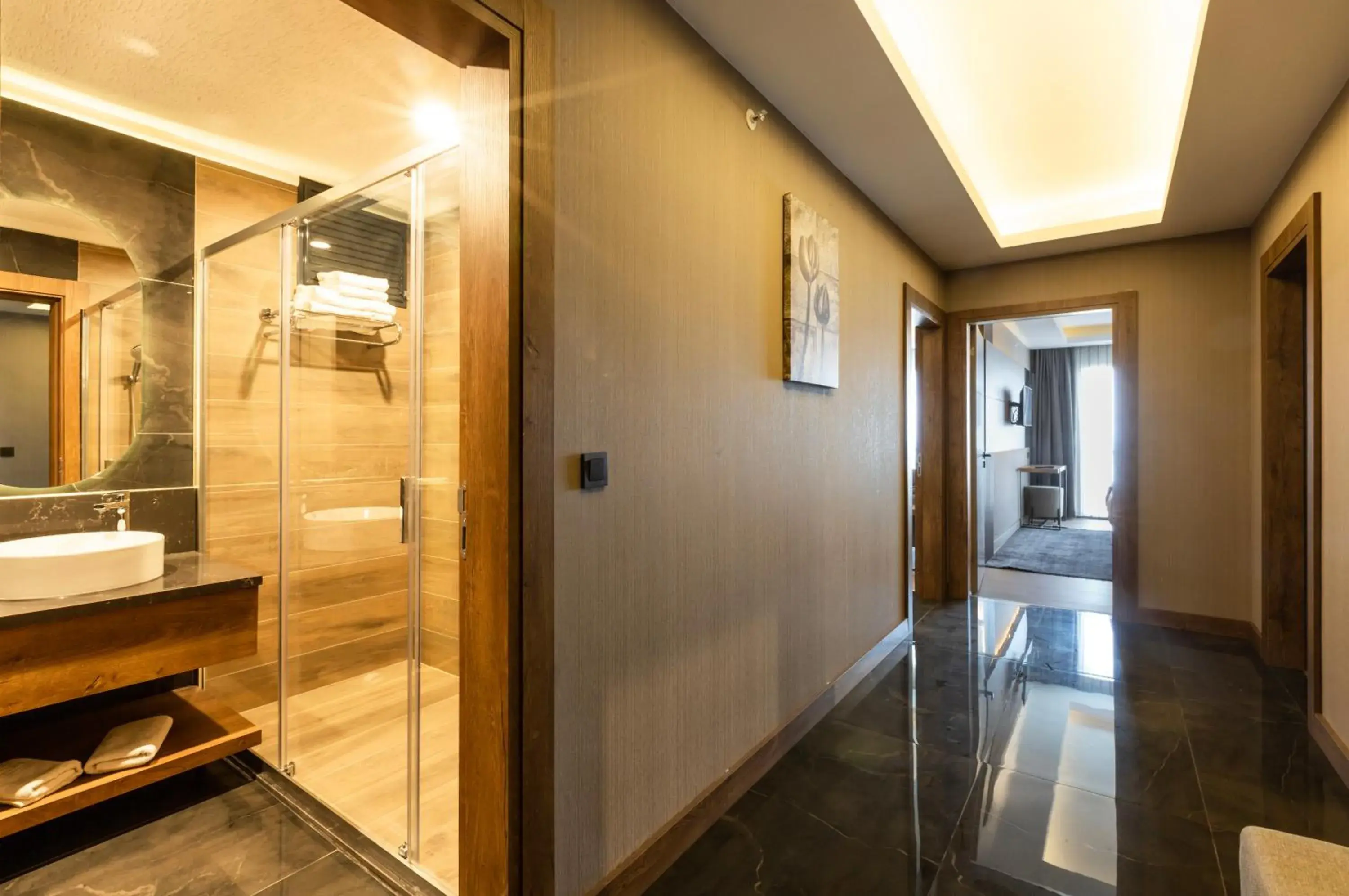 Two-Bedroom Apartment in NEHİR OTEL Two-Bedroom Apartment in NEHİR OTEL