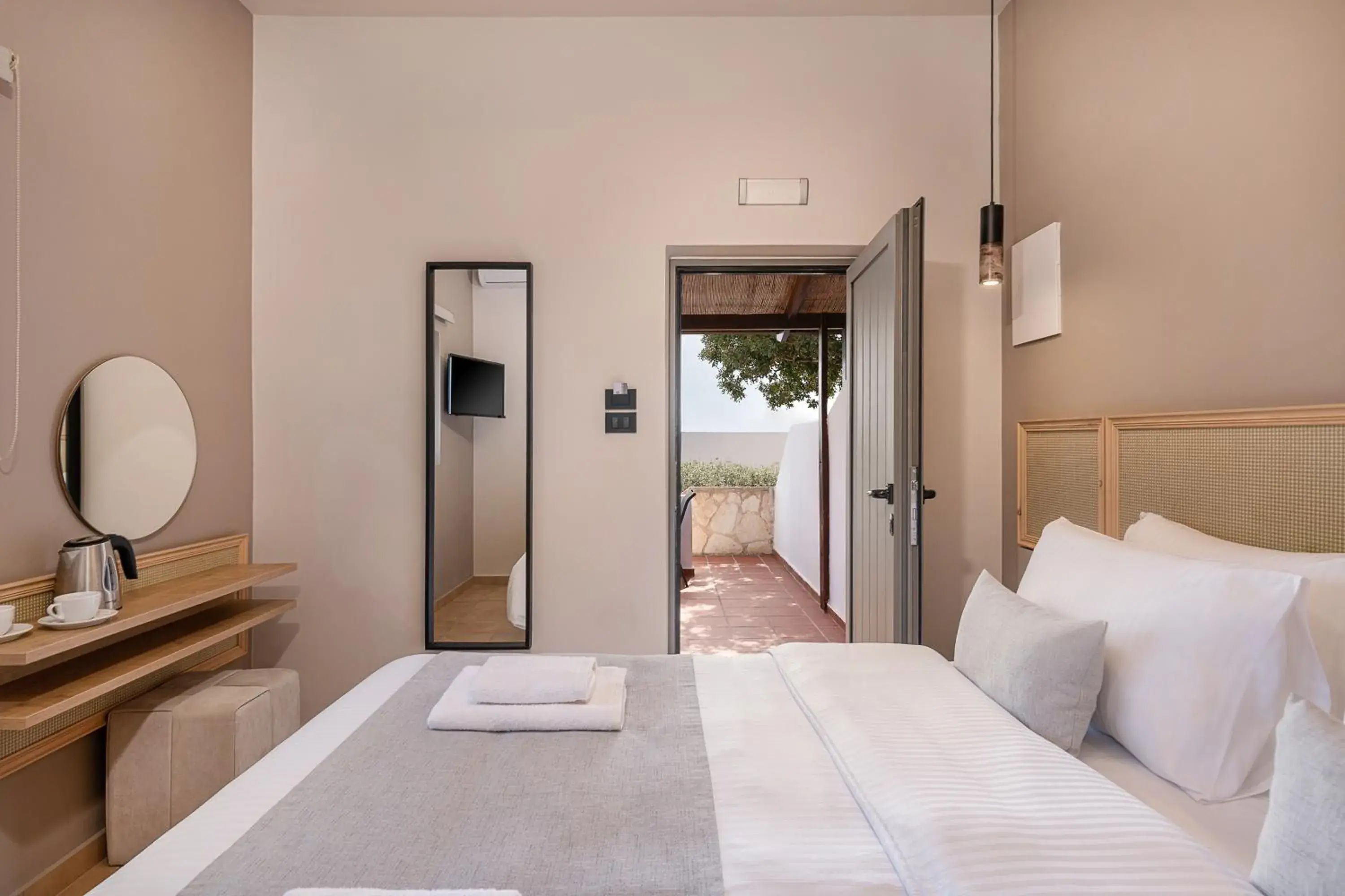 MODERN STYLE ROOM 15 SQUARE M. in Elafonisi Resort by Kalomirakis Family MODERN STYLE ROOM 15 SQUARE M. in Elafonisi Resort by Kalomirakis Family