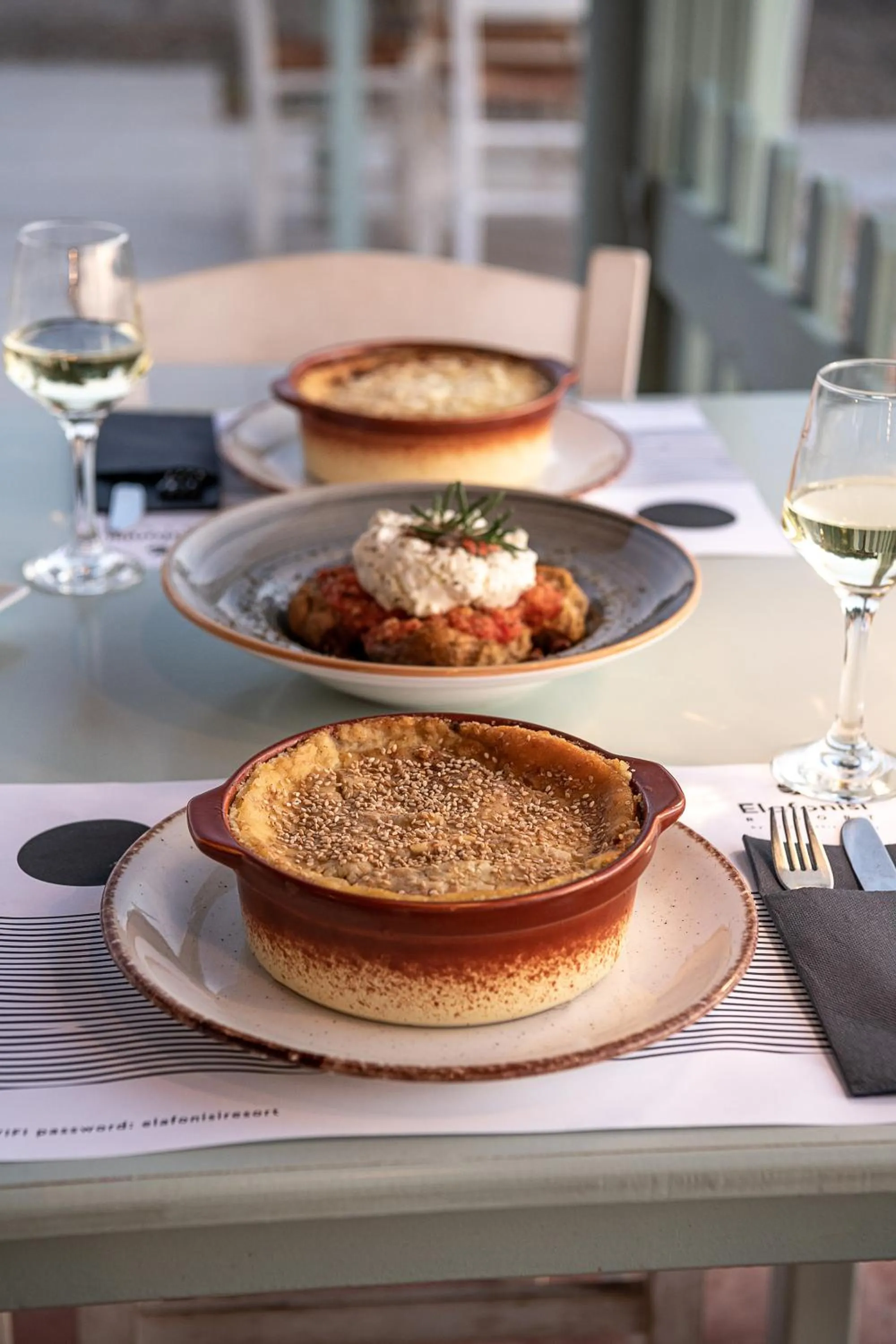 Restaurant/places to eat in Elafonisi Resort by Kalomirakis Family