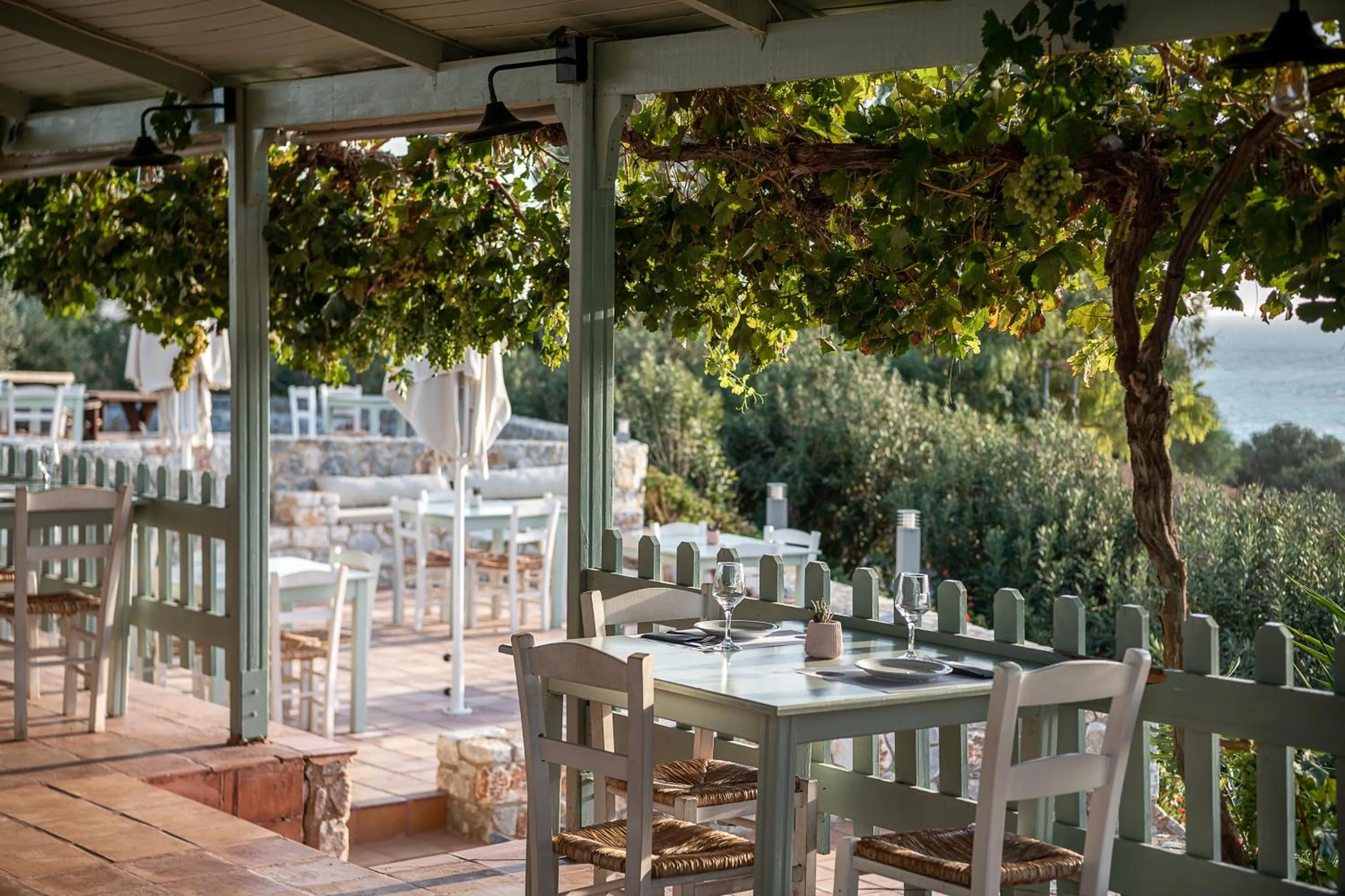 Restaurant/places to eat in Elafonisi Resort by Kalomirakis Family