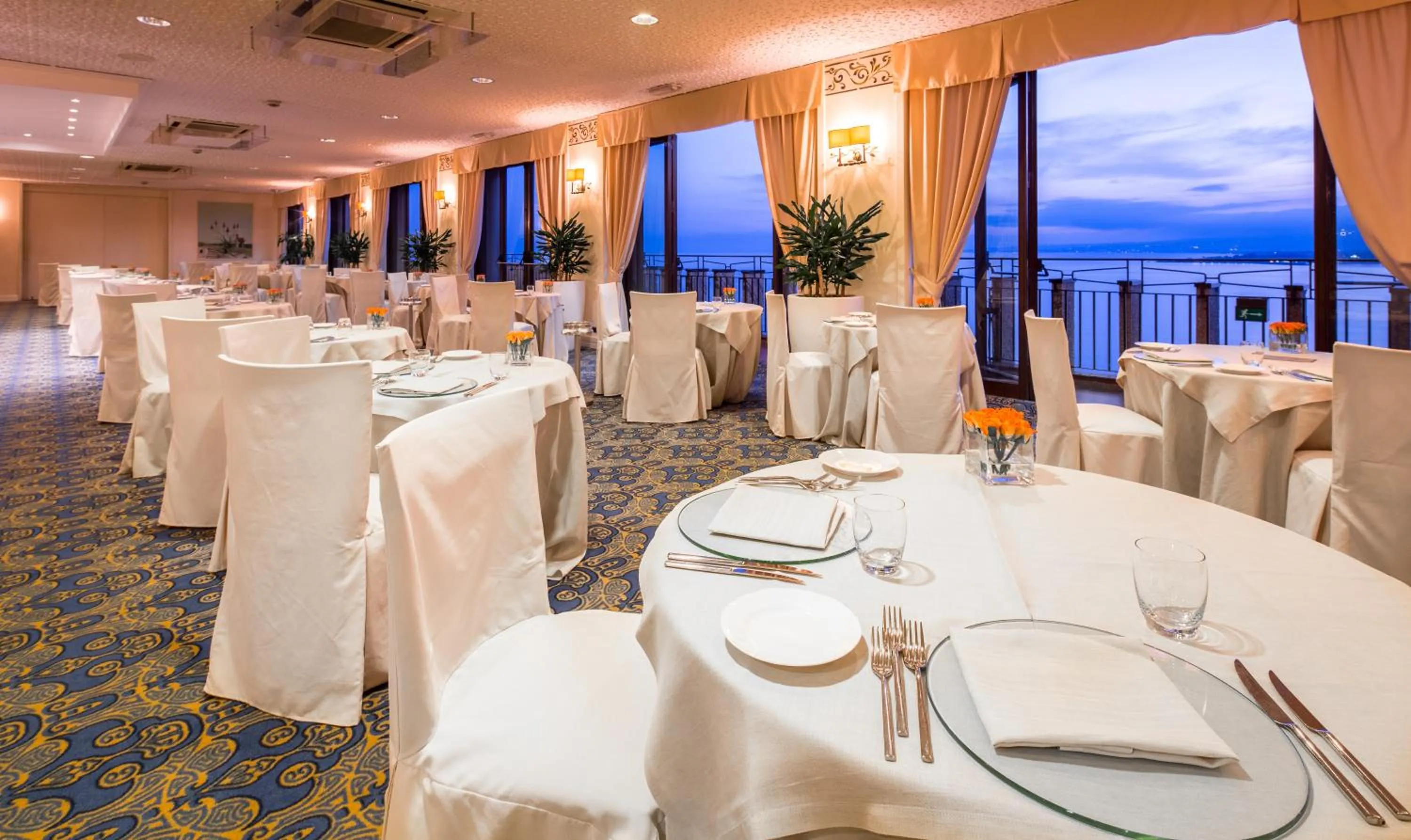 Restaurant/places to eat in UNA Hotels Capotaormina