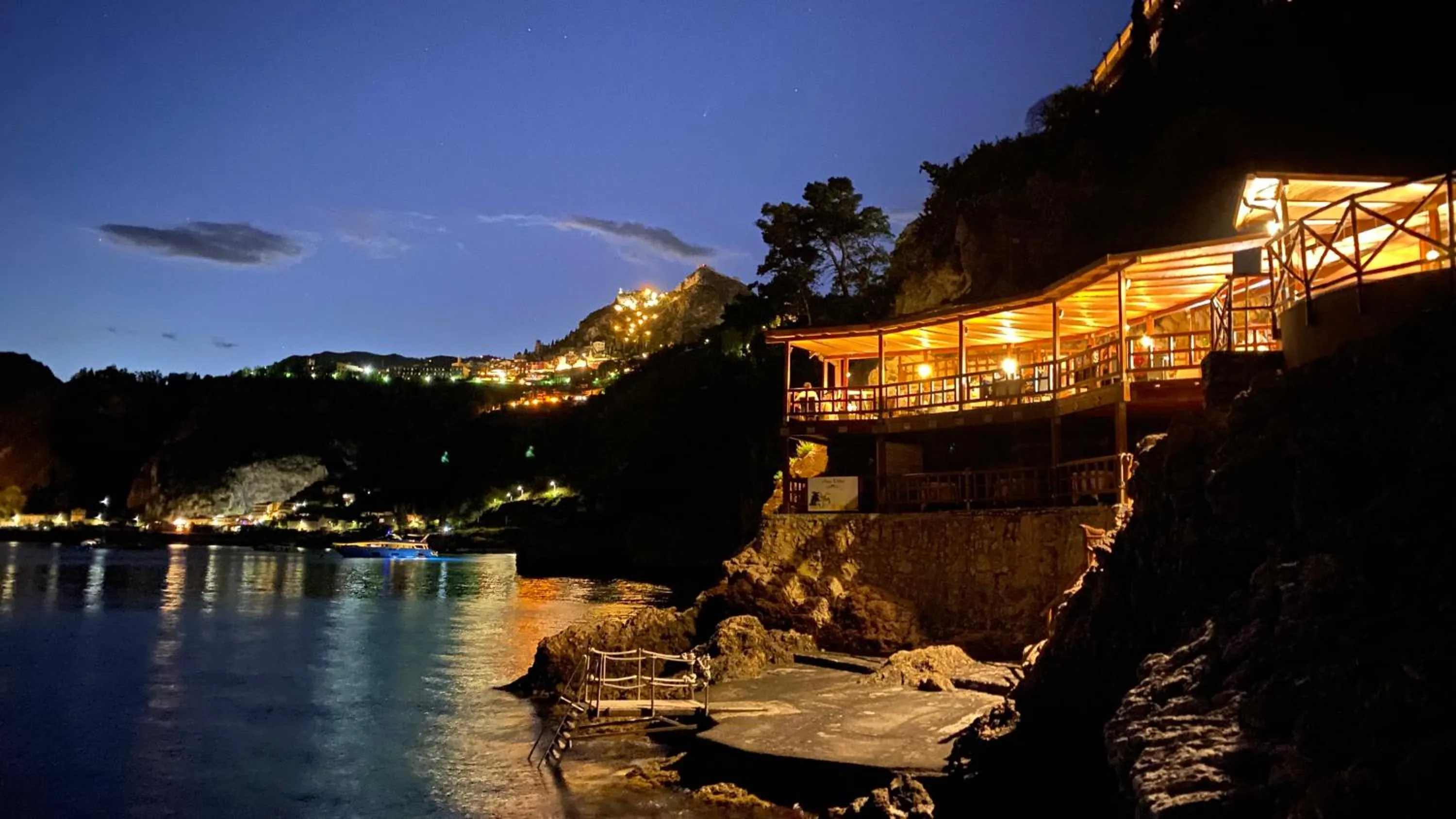 Restaurant/places to eat in UNA Hotels Capotaormina