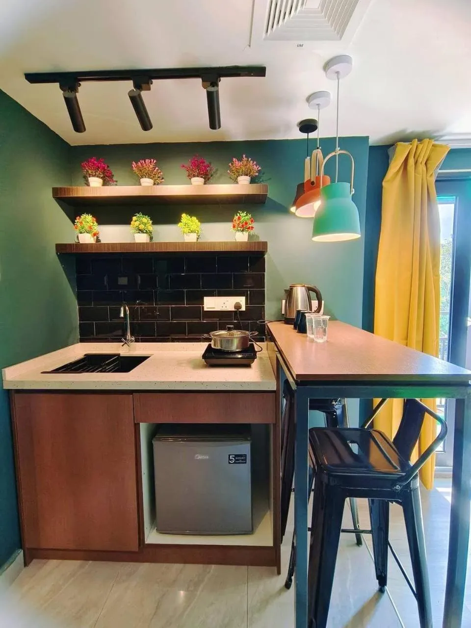 oven in Smile Hotel Balakong Kajang