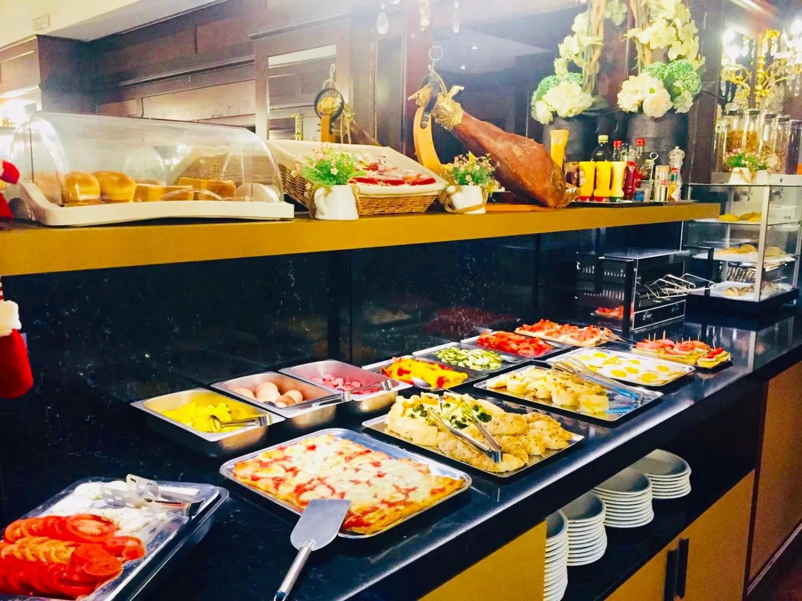 Buffet breakfast in Hotel Mythos