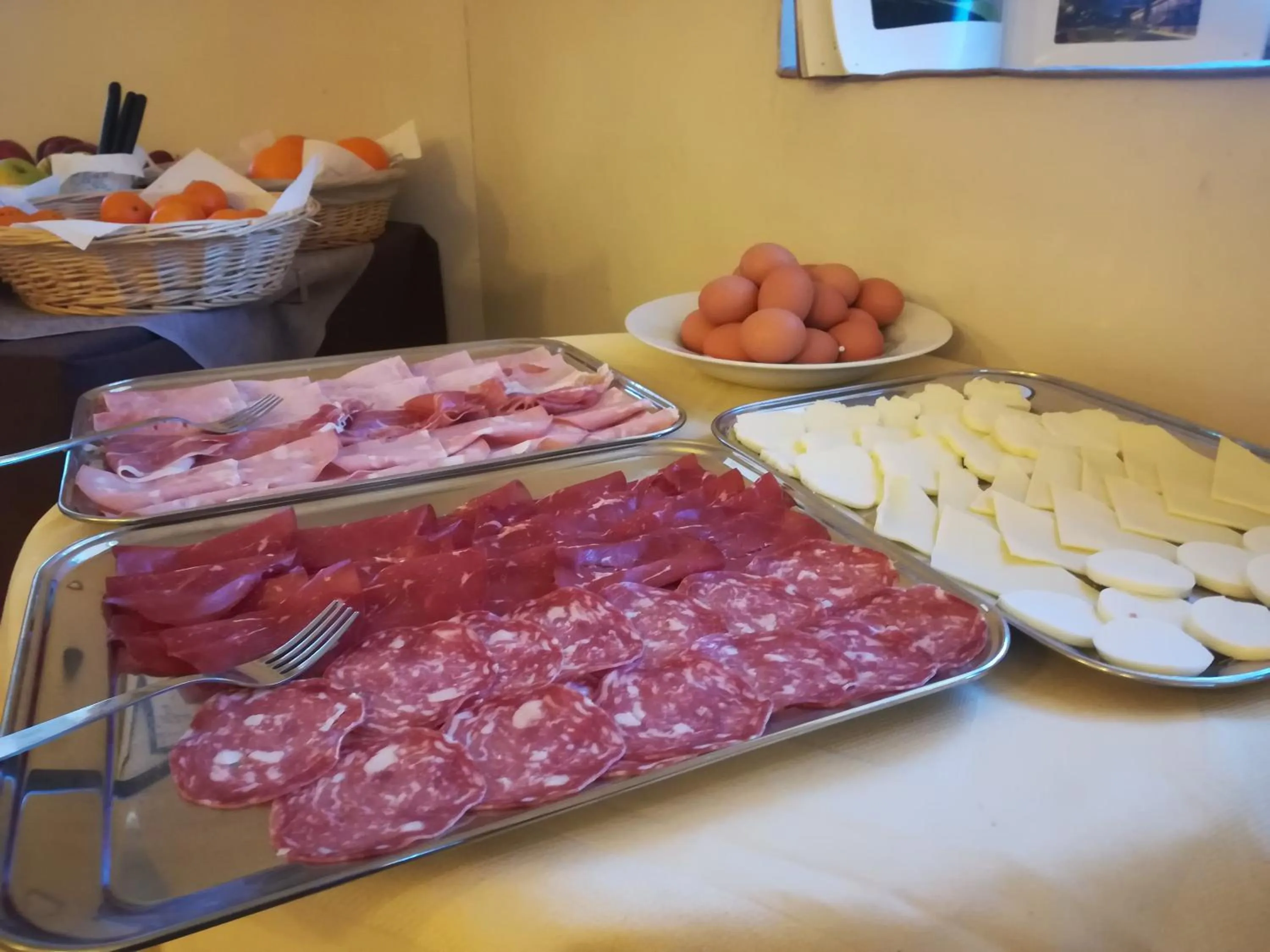 Breakfast in Hotel Fiera Milano