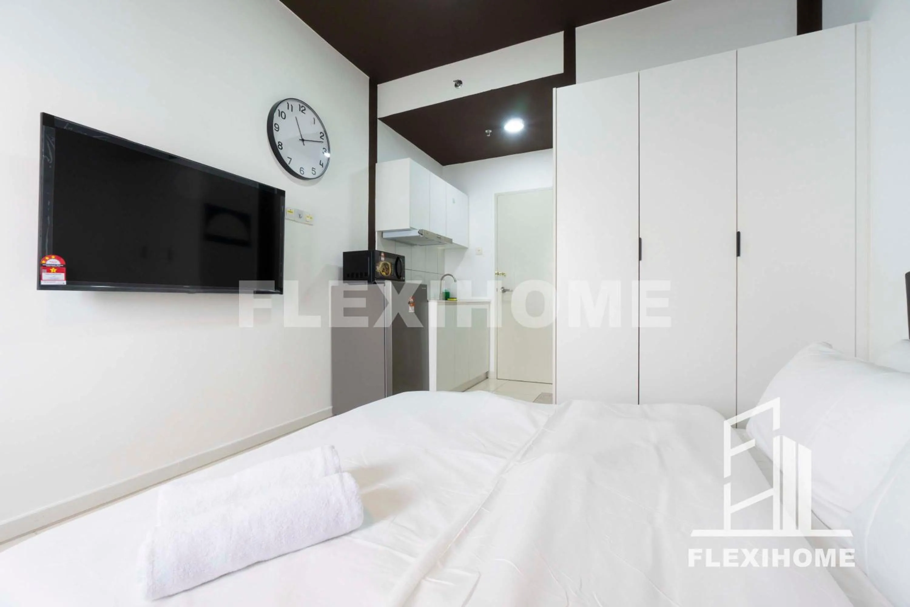 Bed in KLIA-KLIA 2, Comfy Studio, Horizon Suites Sepang-Dengkil by Flexihome-MY