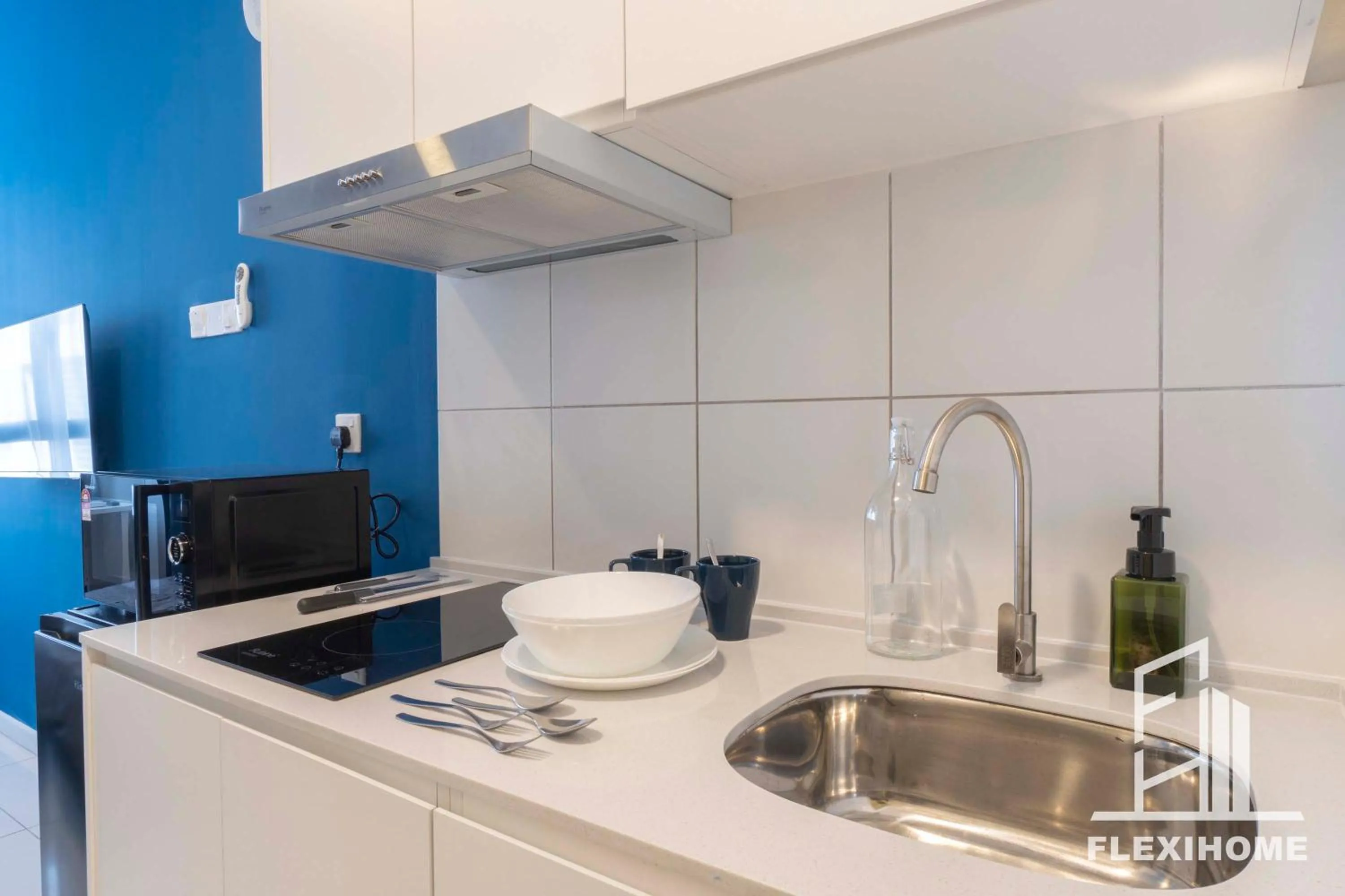 Kitchen or kitchenette in KLIA-KLIA 2, Comfy Studio, Horizon Suites Sepang-Dengkil by Flexihome-MY