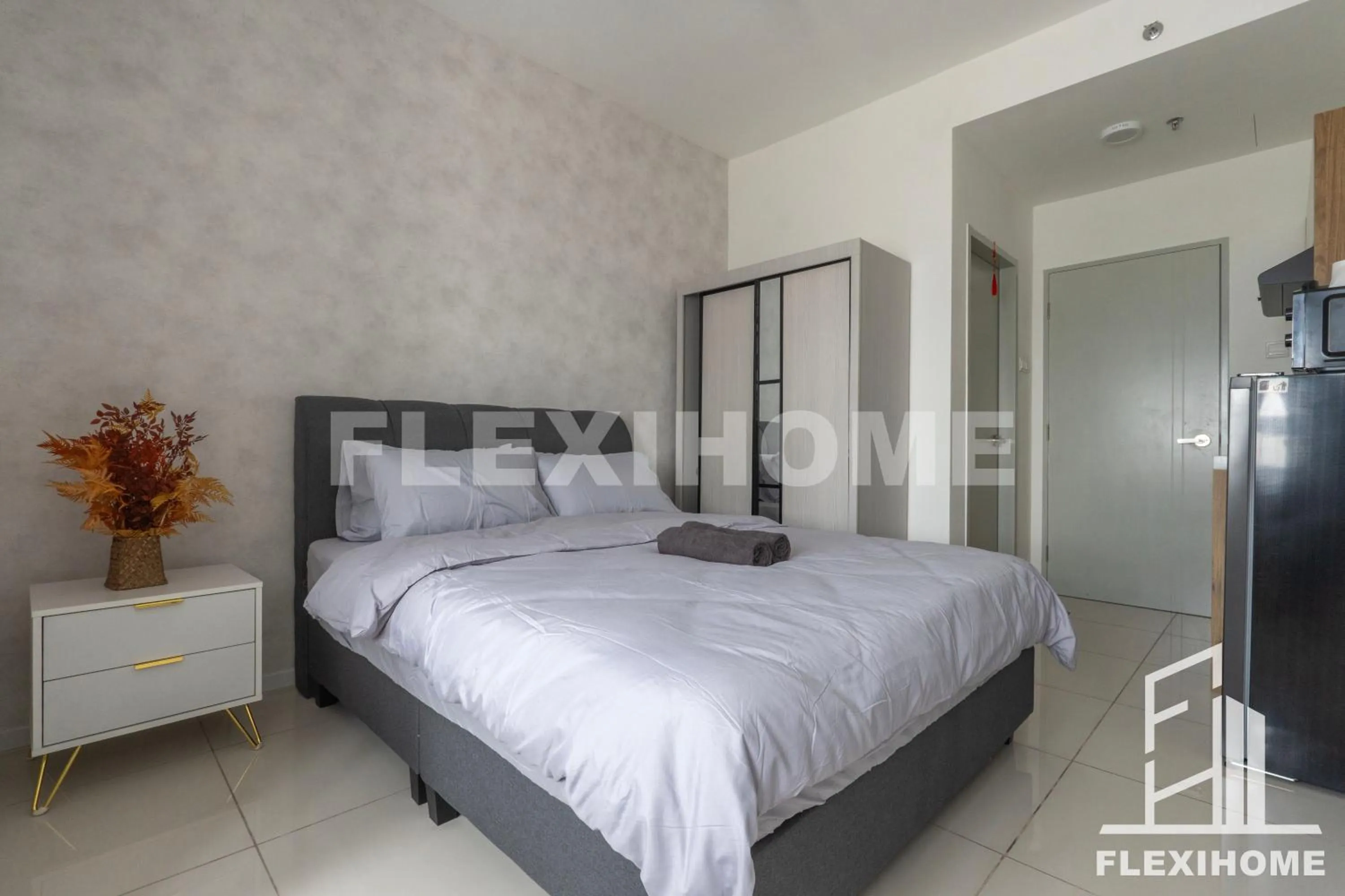 Bed in KLIA-KLIA 2, Comfy Studio, Horizon Suites Sepang-Dengkil by Flexihome-MY