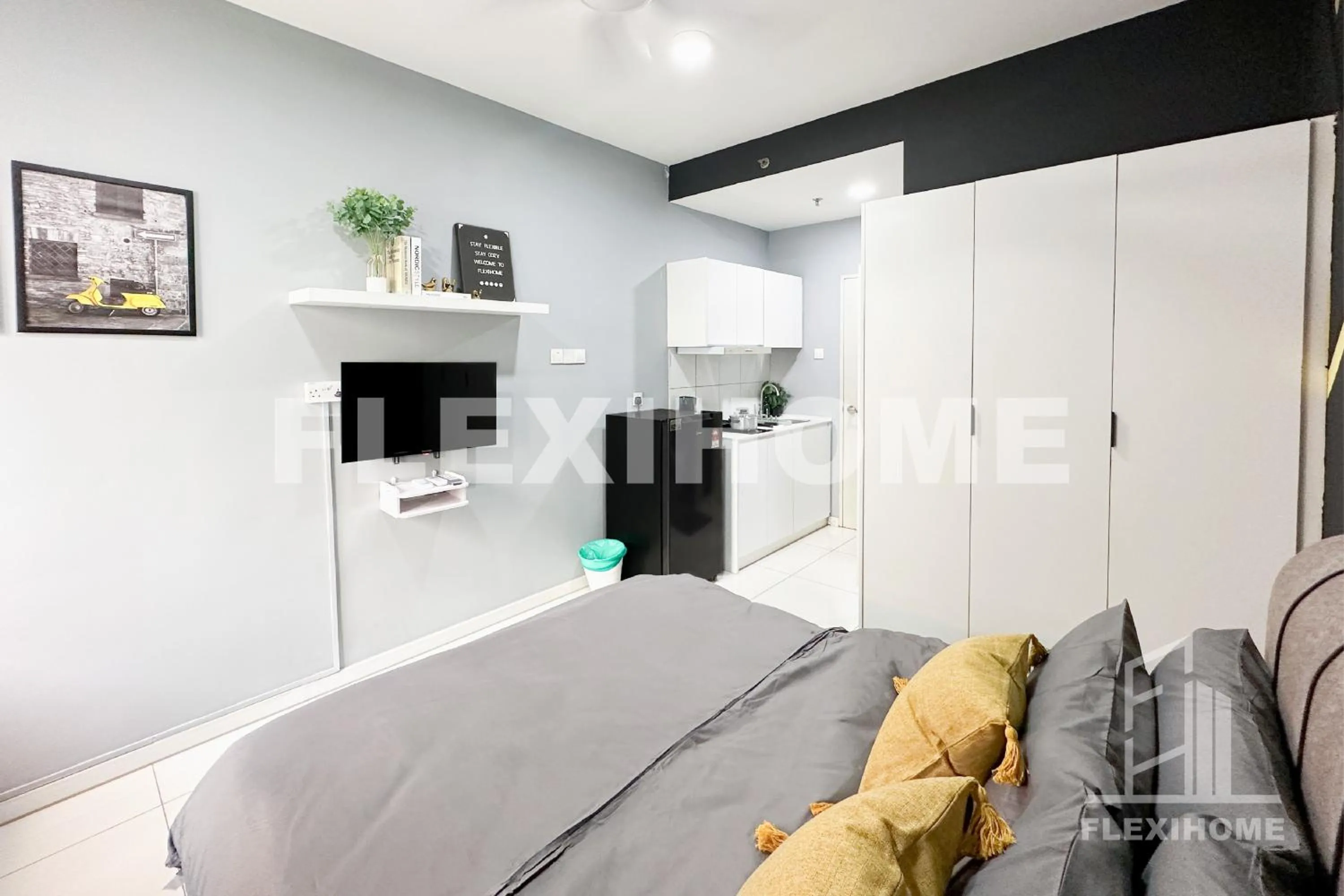 Bed in KLIA-KLIA 2, Comfy Studio, Horizon Suites Sepang-Dengkil by Flexihome-MY