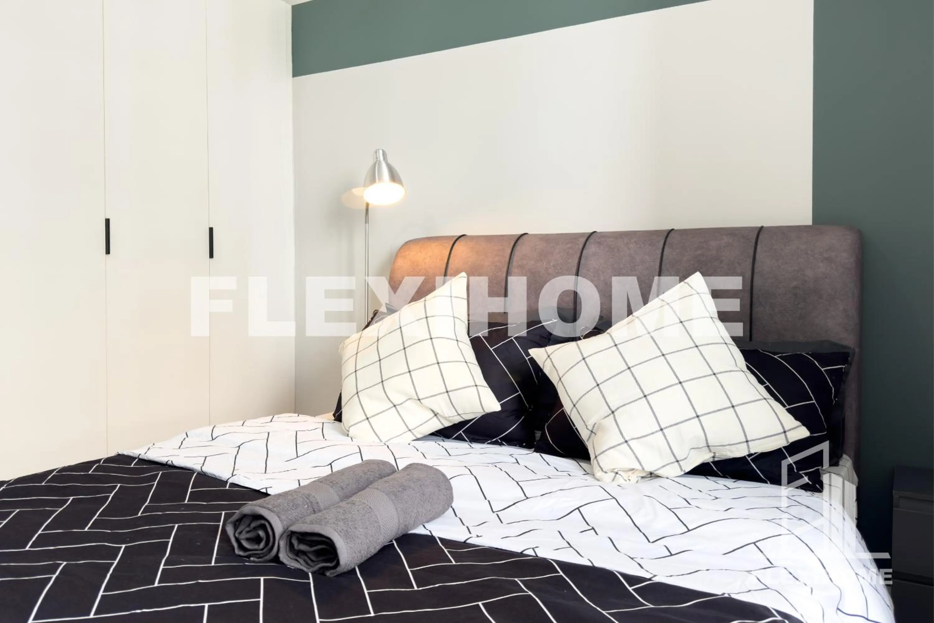 Bed in KLIA-KLIA 2, Comfy Studio, Horizon Suites Sepang-Dengkil by Flexihome-MY