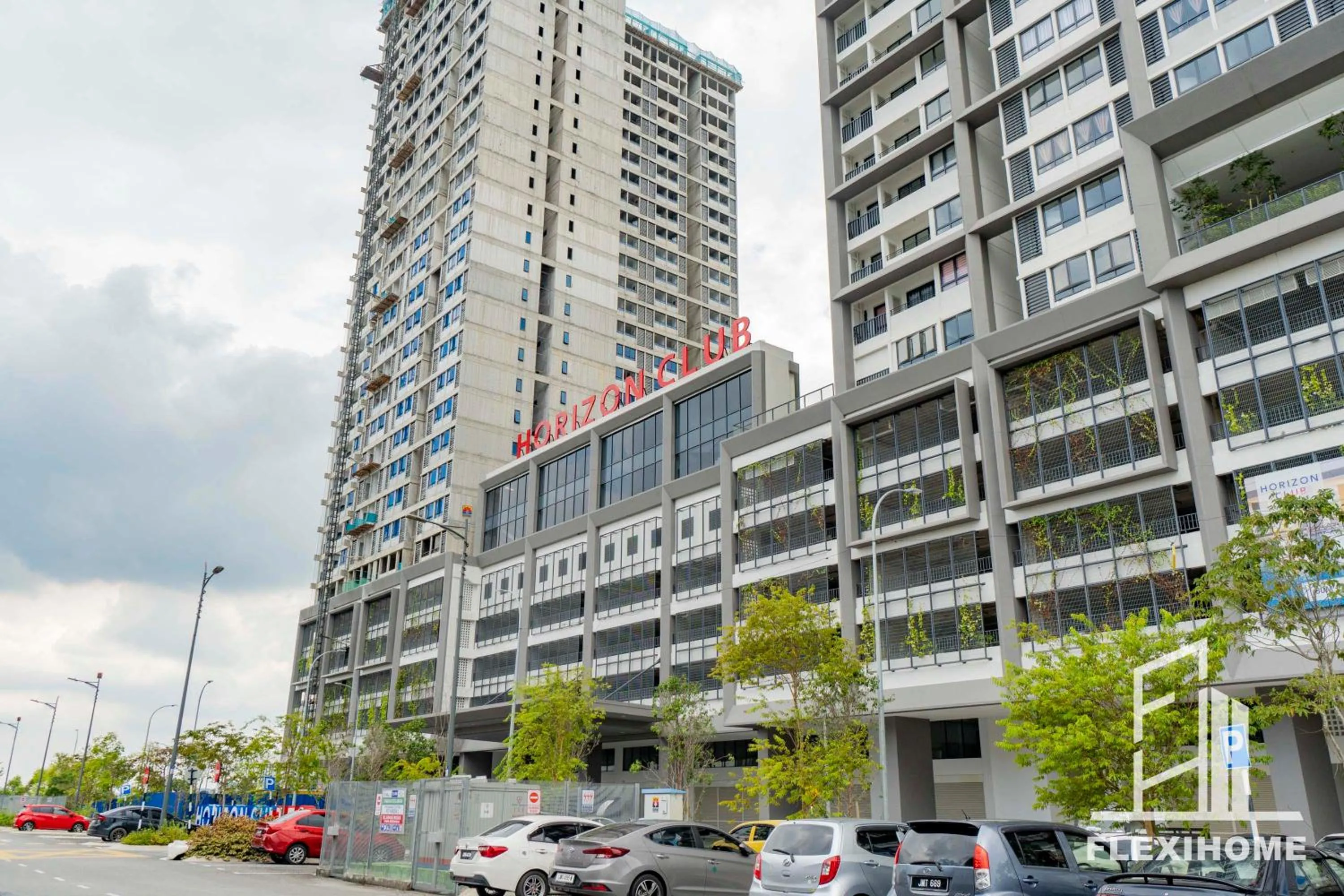 Property building in KLIA-KLIA 2, Comfy Studio, Horizon Suites Sepang-Dengkil by Flexihome-MY