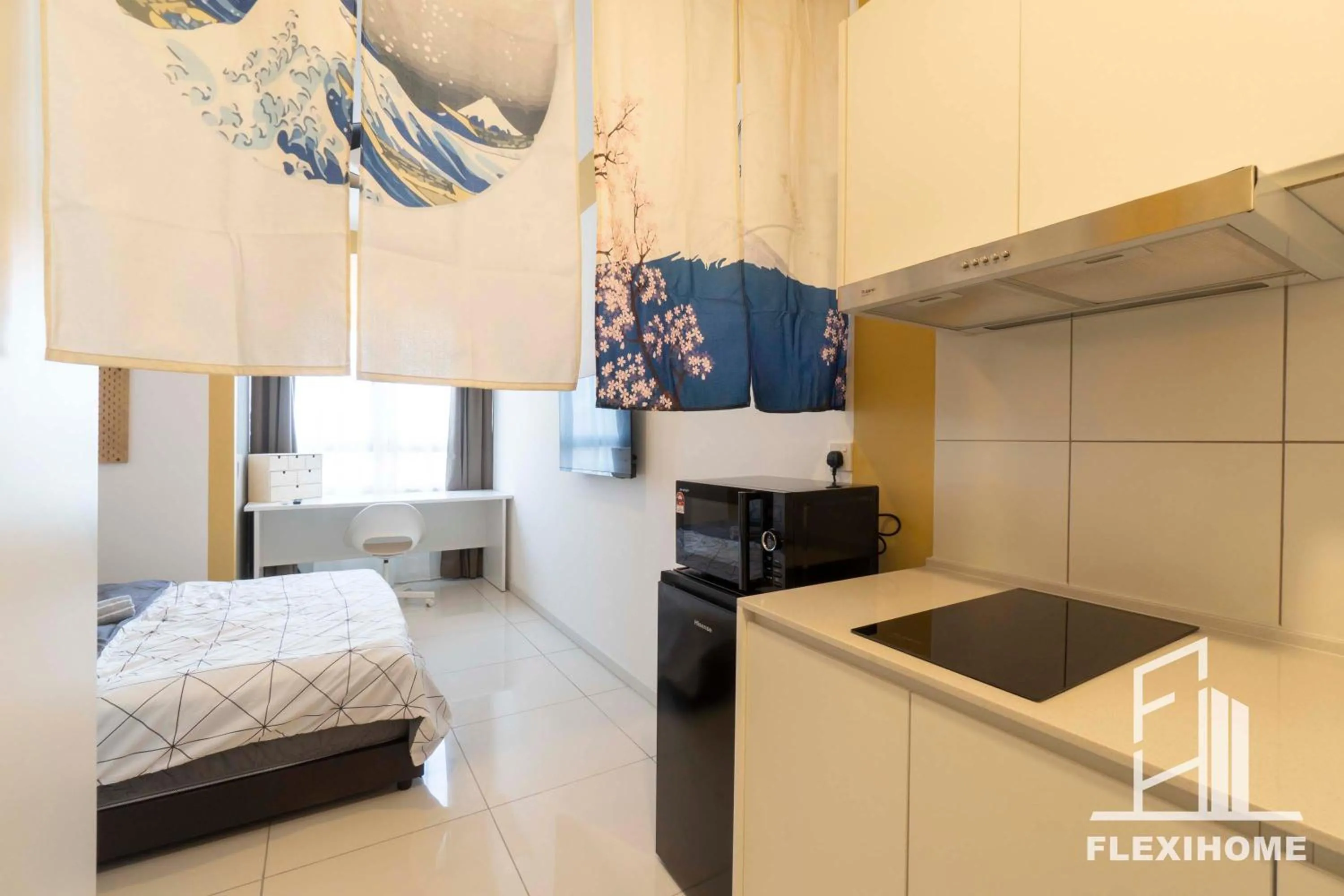 Bed in KLIA-KLIA 2, Comfy Studio, Horizon Suites Sepang-Dengkil by Flexihome-MY