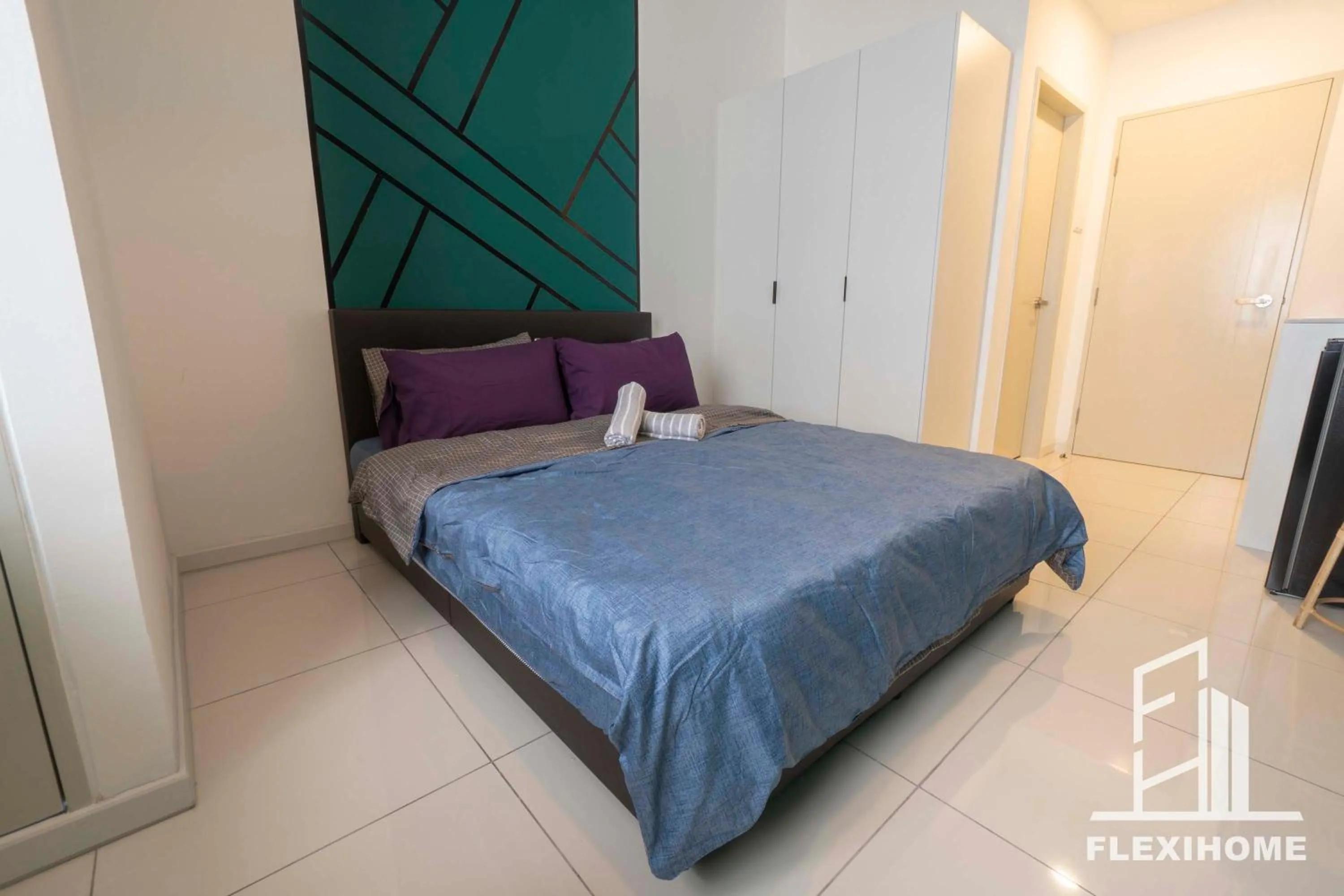 Bed in KLIA-KLIA 2, Comfy Studio, Horizon Suites Sepang-Dengkil by Flexihome-MY