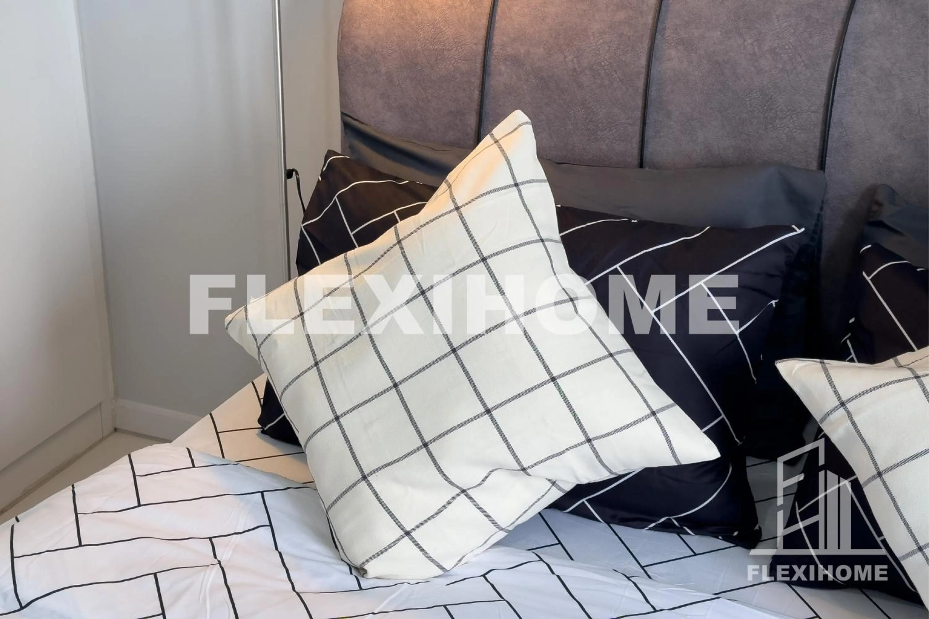 Bed in KLIA-KLIA 2, Comfy Studio, Horizon Suites Sepang-Dengkil by Flexihome-MY