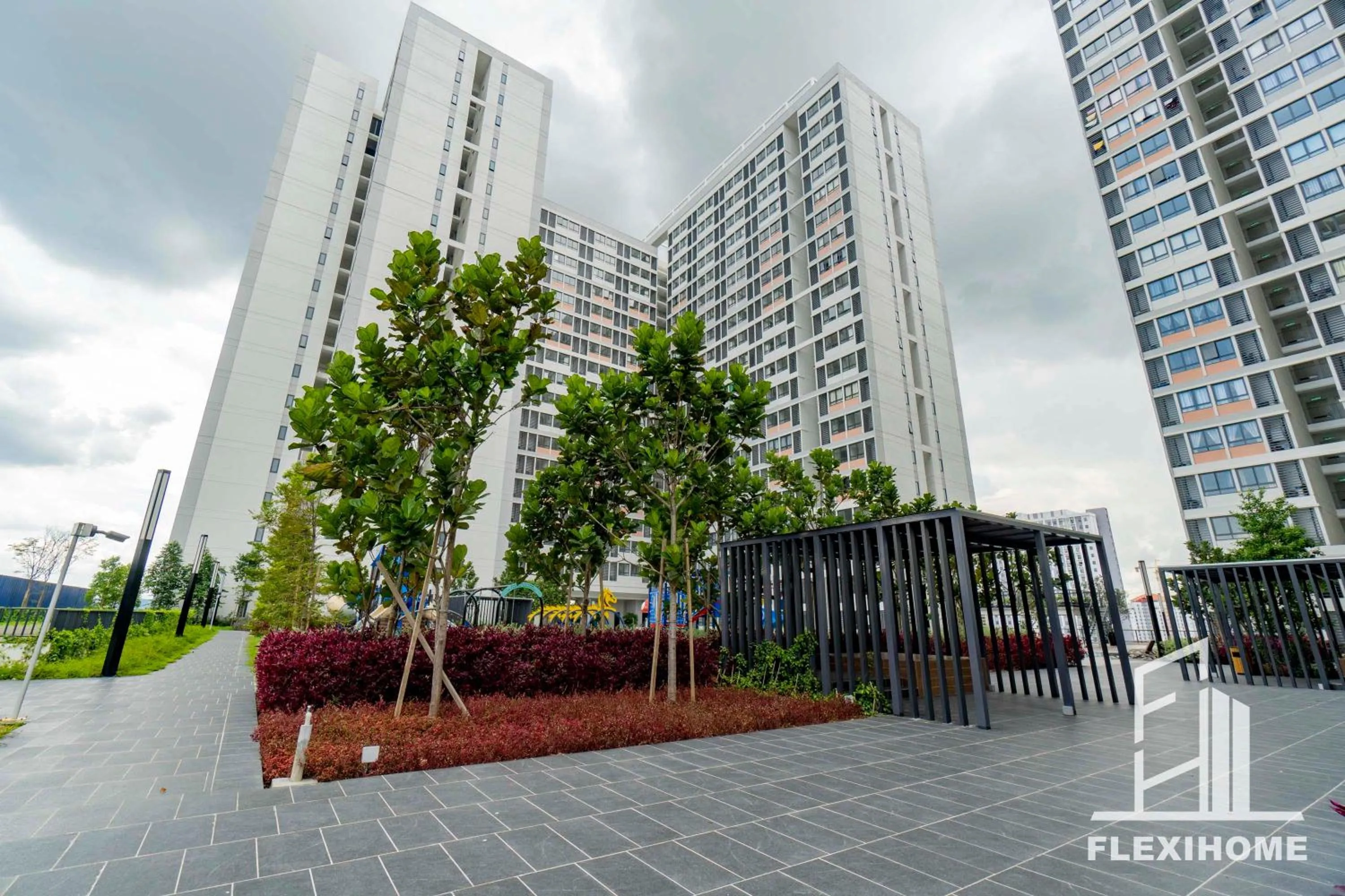 Property building in KLIA-KLIA 2, Comfy Studio, Horizon Suites Sepang-Dengkil by Flexihome-MY