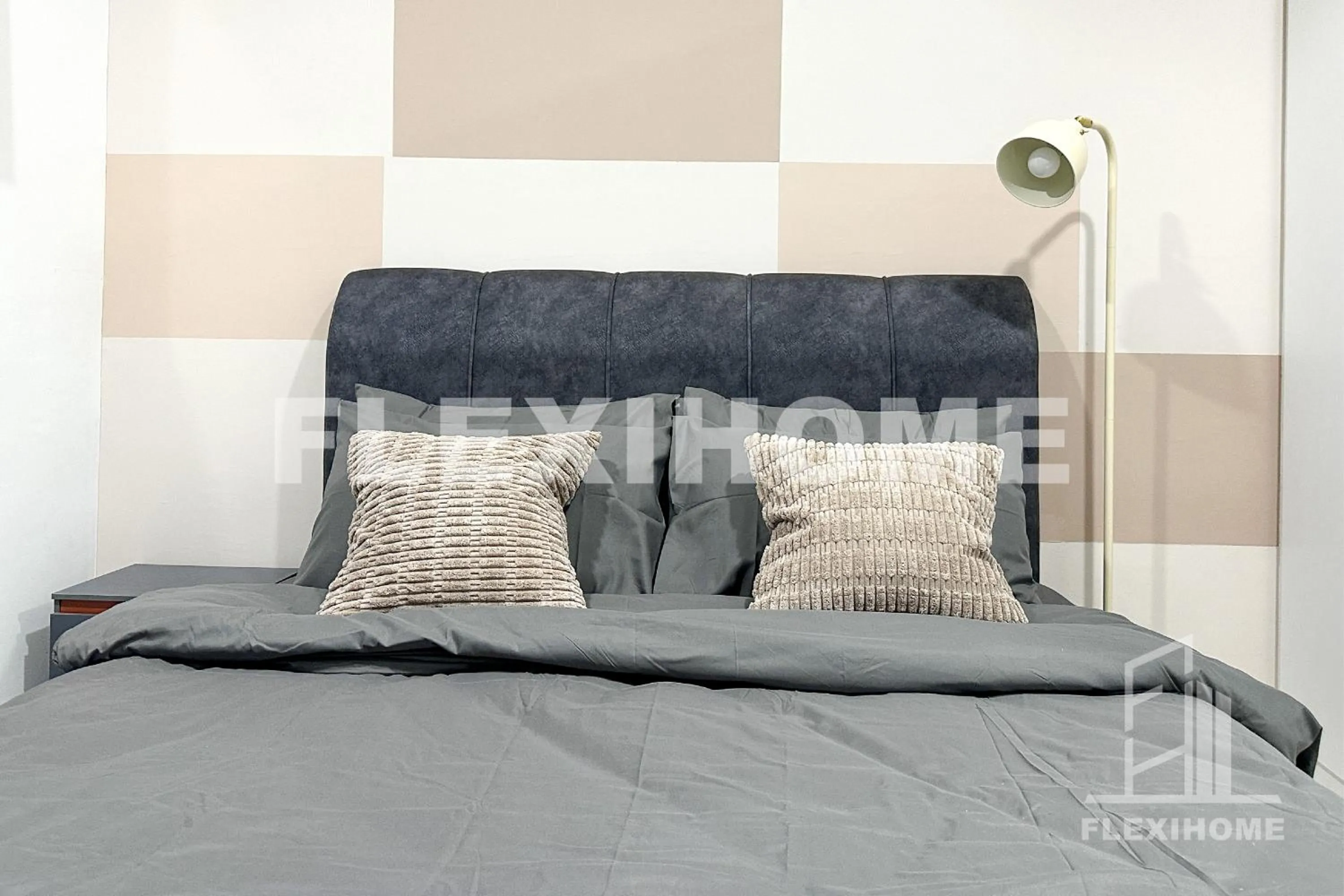 Bed in KLIA-KLIA 2, Comfy Studio, Horizon Suites Sepang-Dengkil by Flexihome-MY