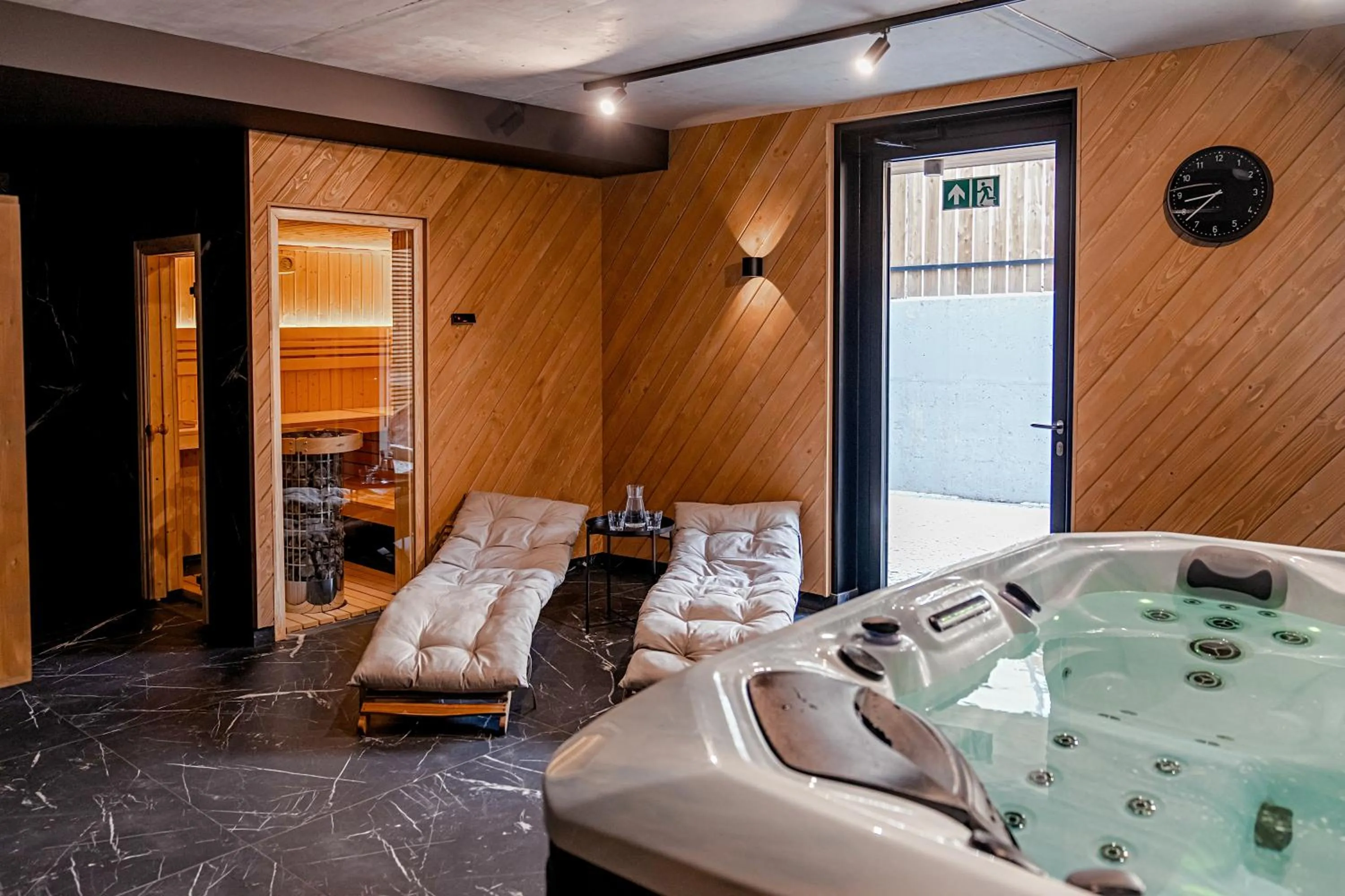 Hot Tub in Lipowy Dwór